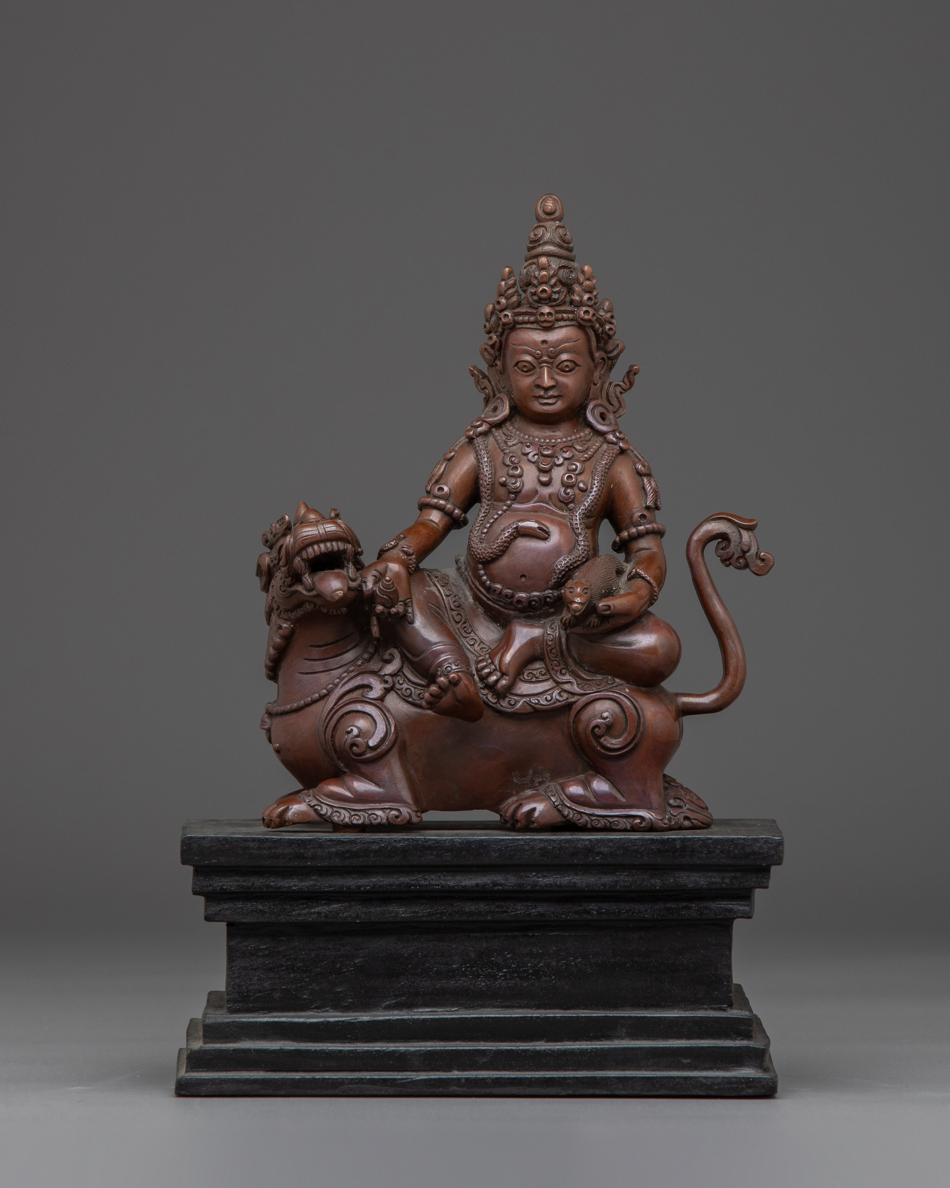 Namtoshe Statue: Guardian of the North