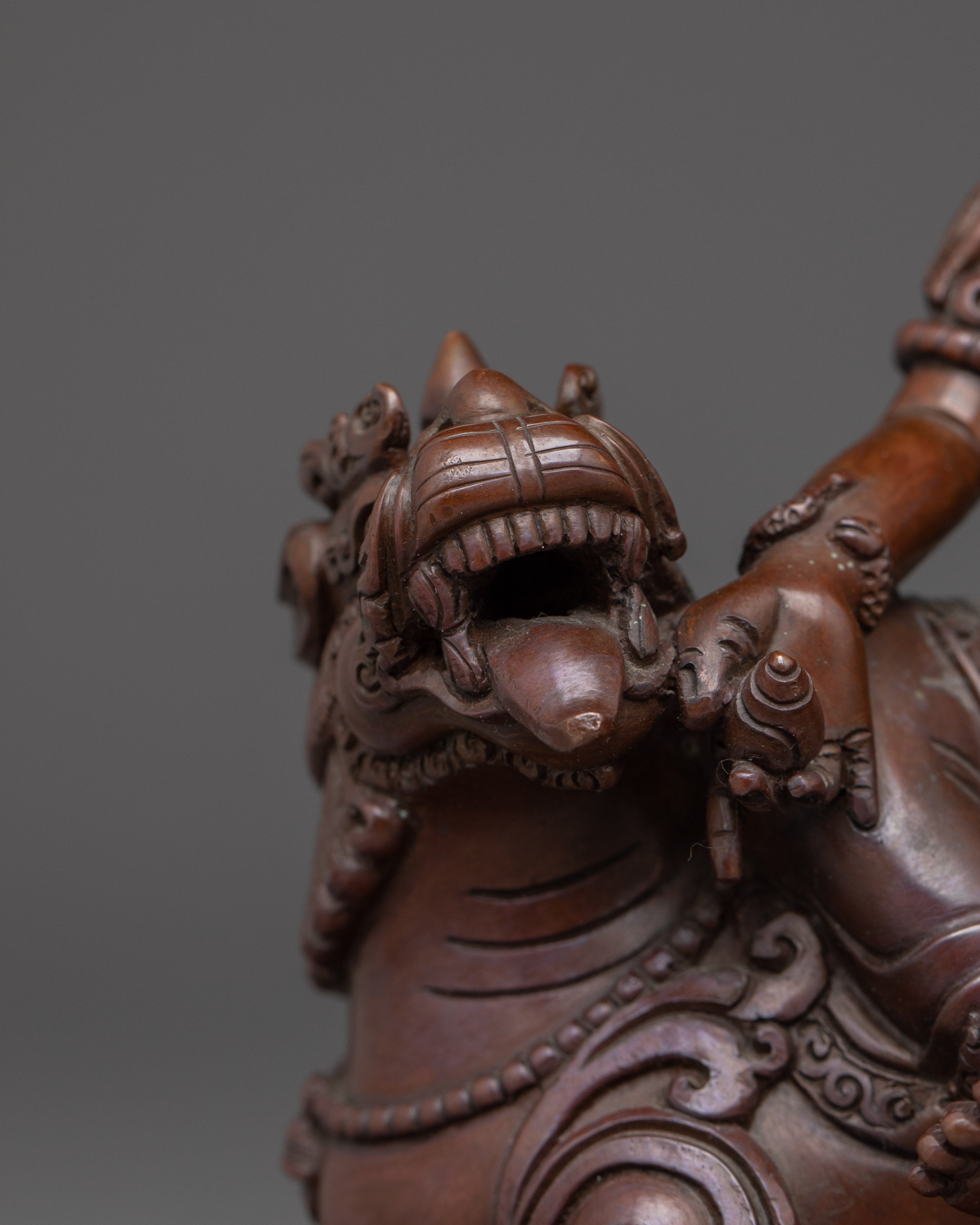 Namtoshe Statue: Guardian of the North