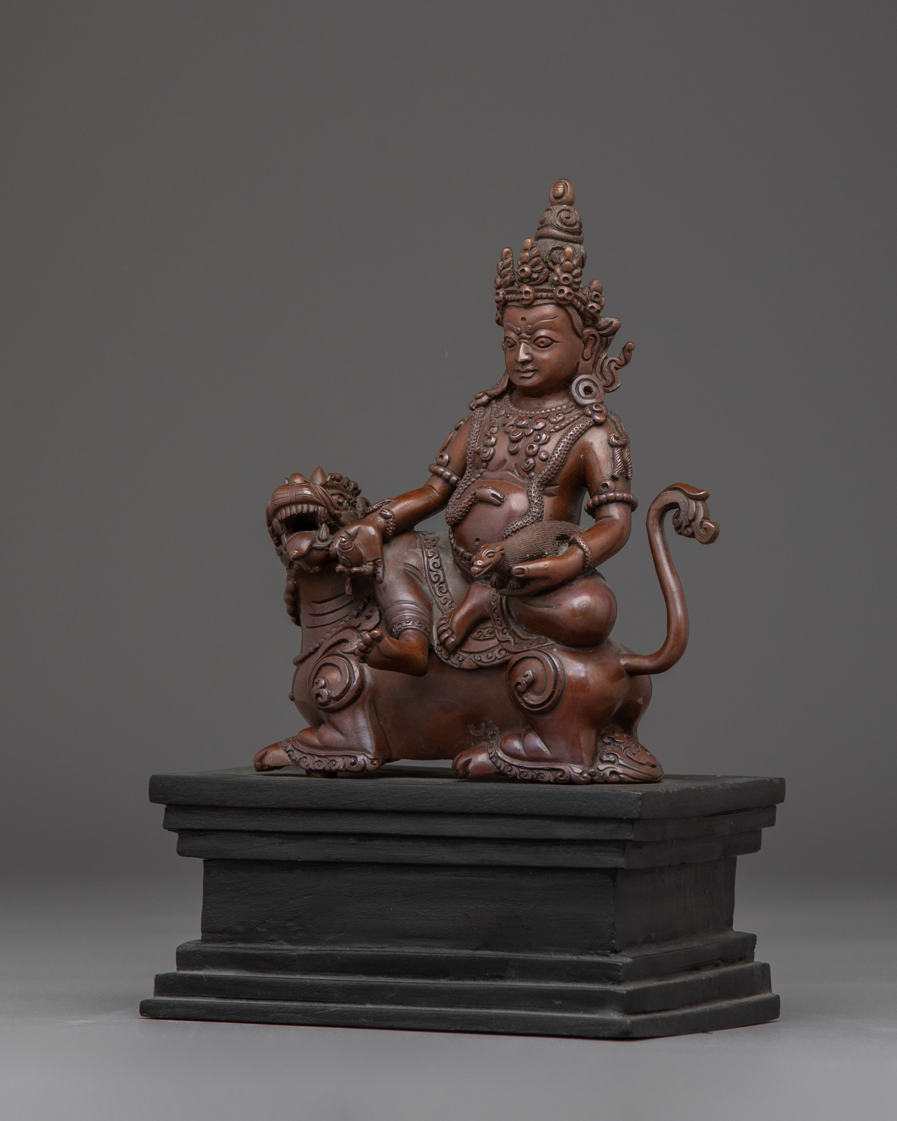 Namtoshe Statue: Guardian of the North