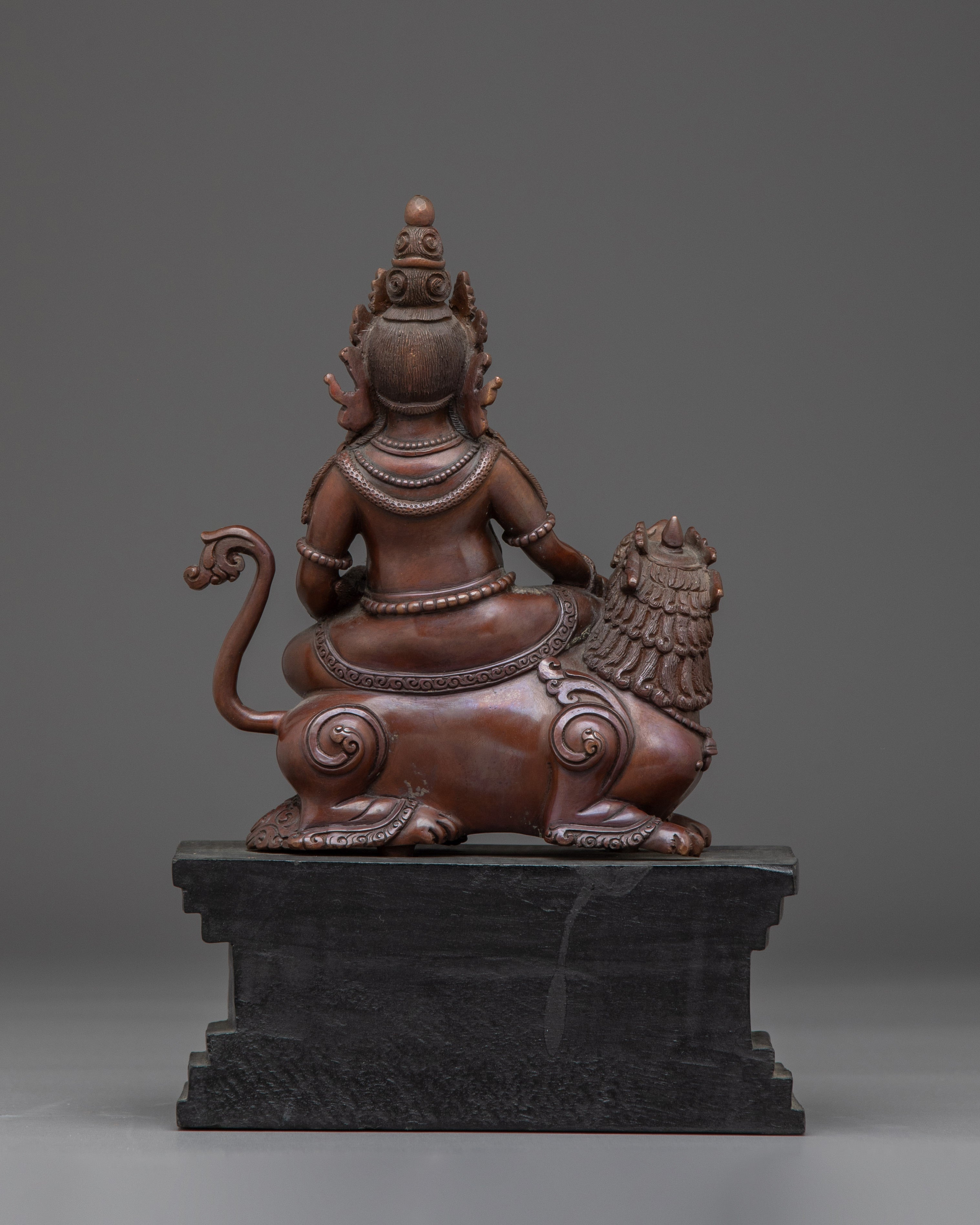 Namtoshe Statue: Guardian of the North