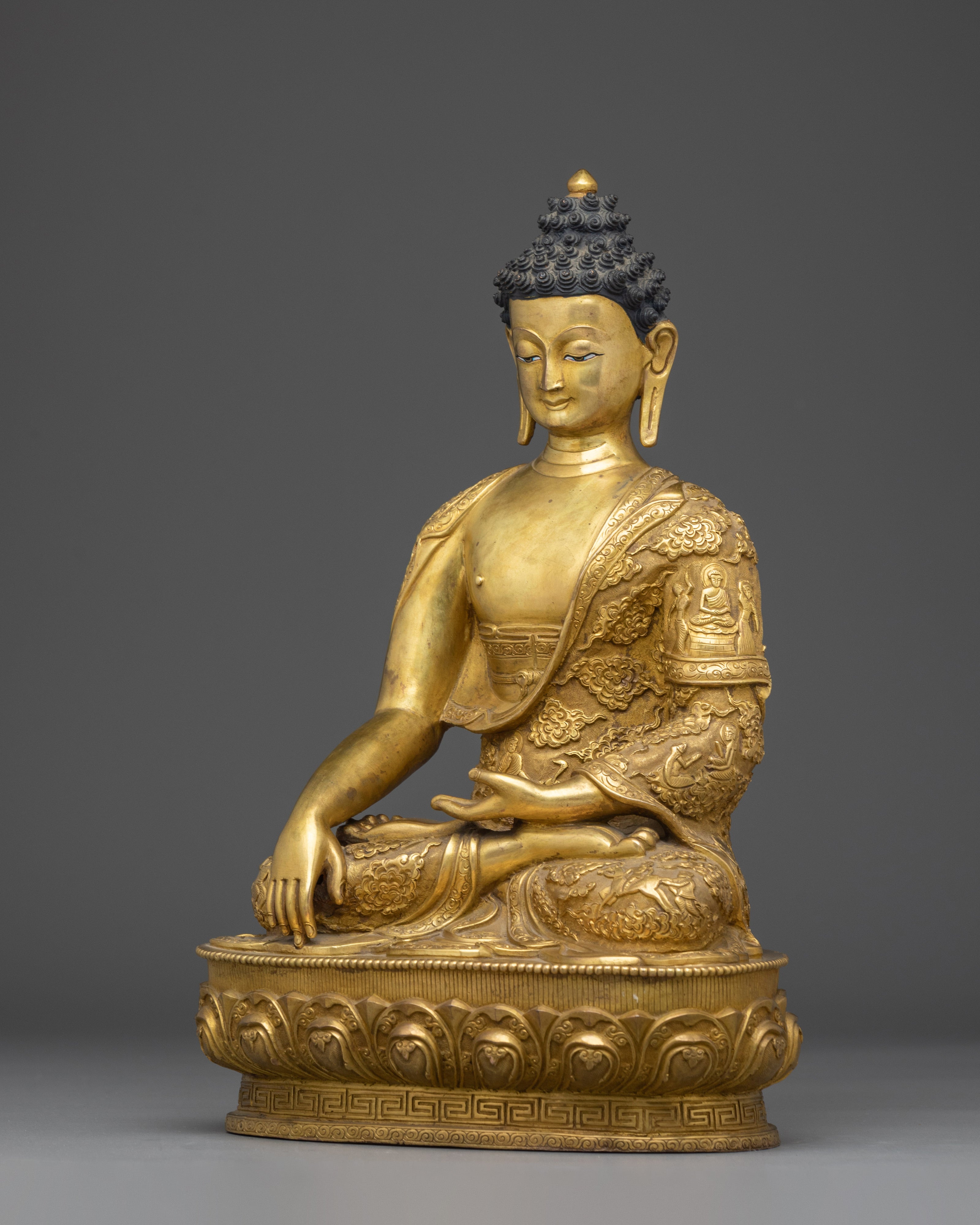 Shakyamuni Buddha Statue: Traditional Gautama Buddha
