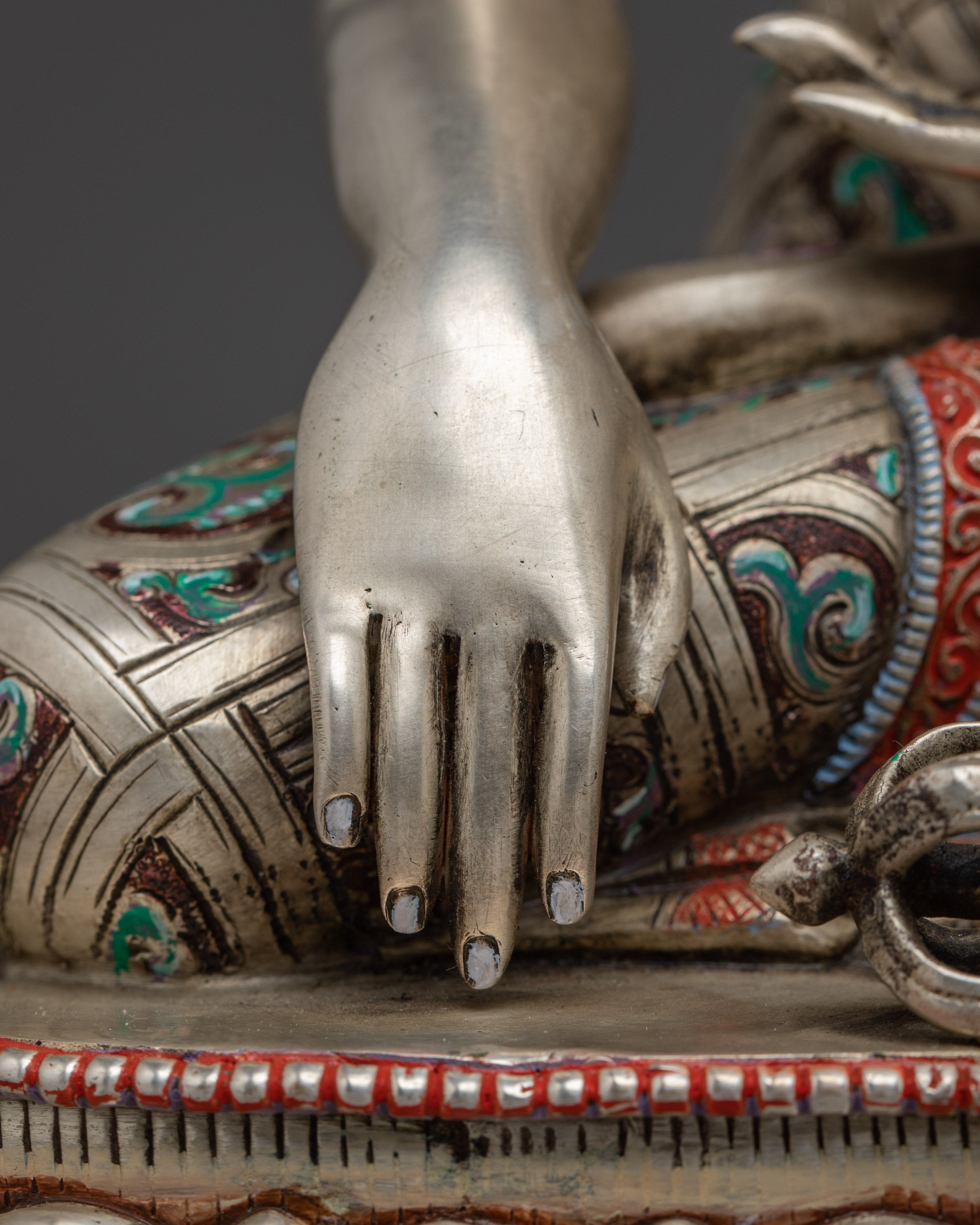 Shakyamuni Buddha Statue: Historical Gautama Buddha