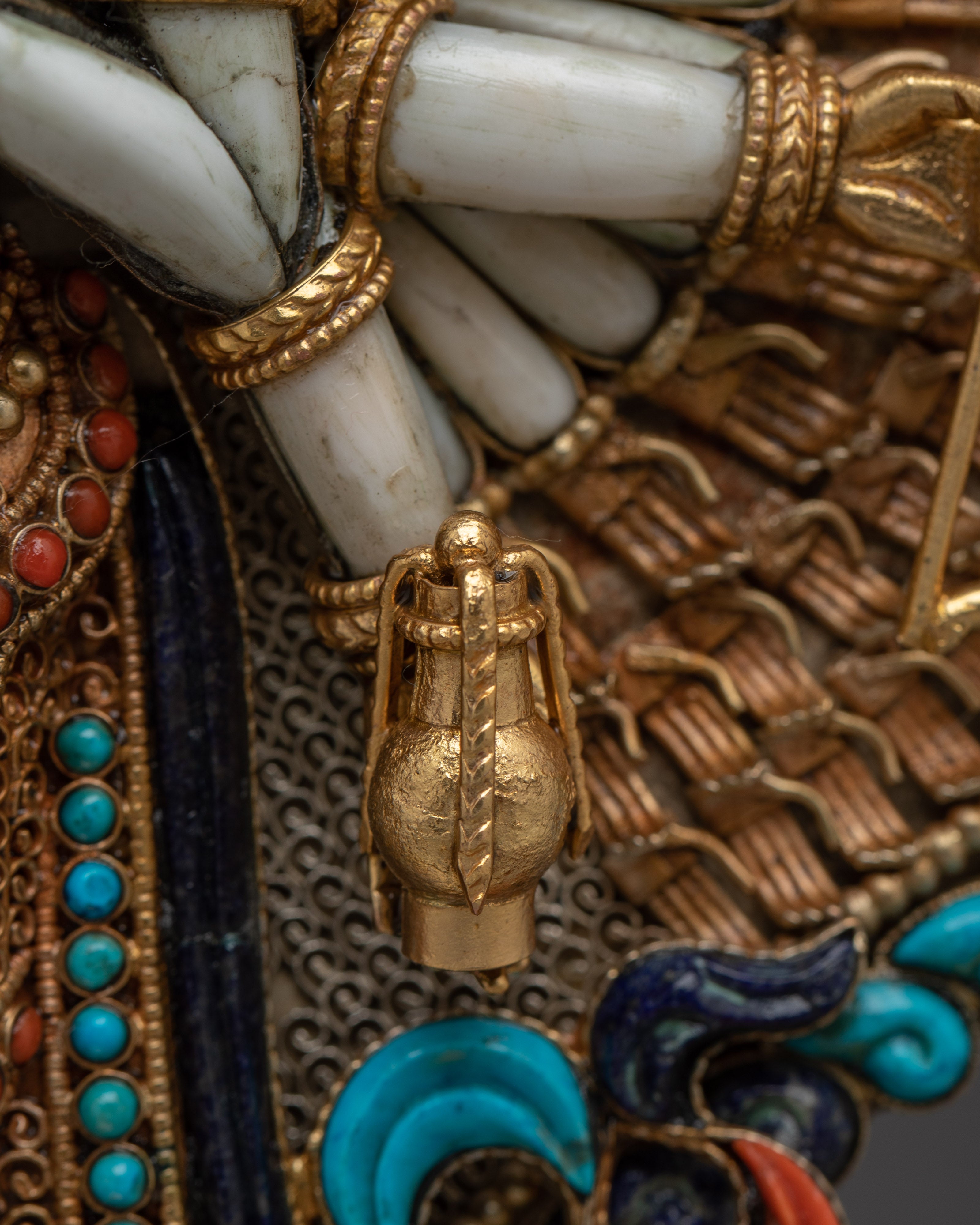 1000 Armed Chenrezig With Gemstone Inlaid | Nepalese art for deep meditation