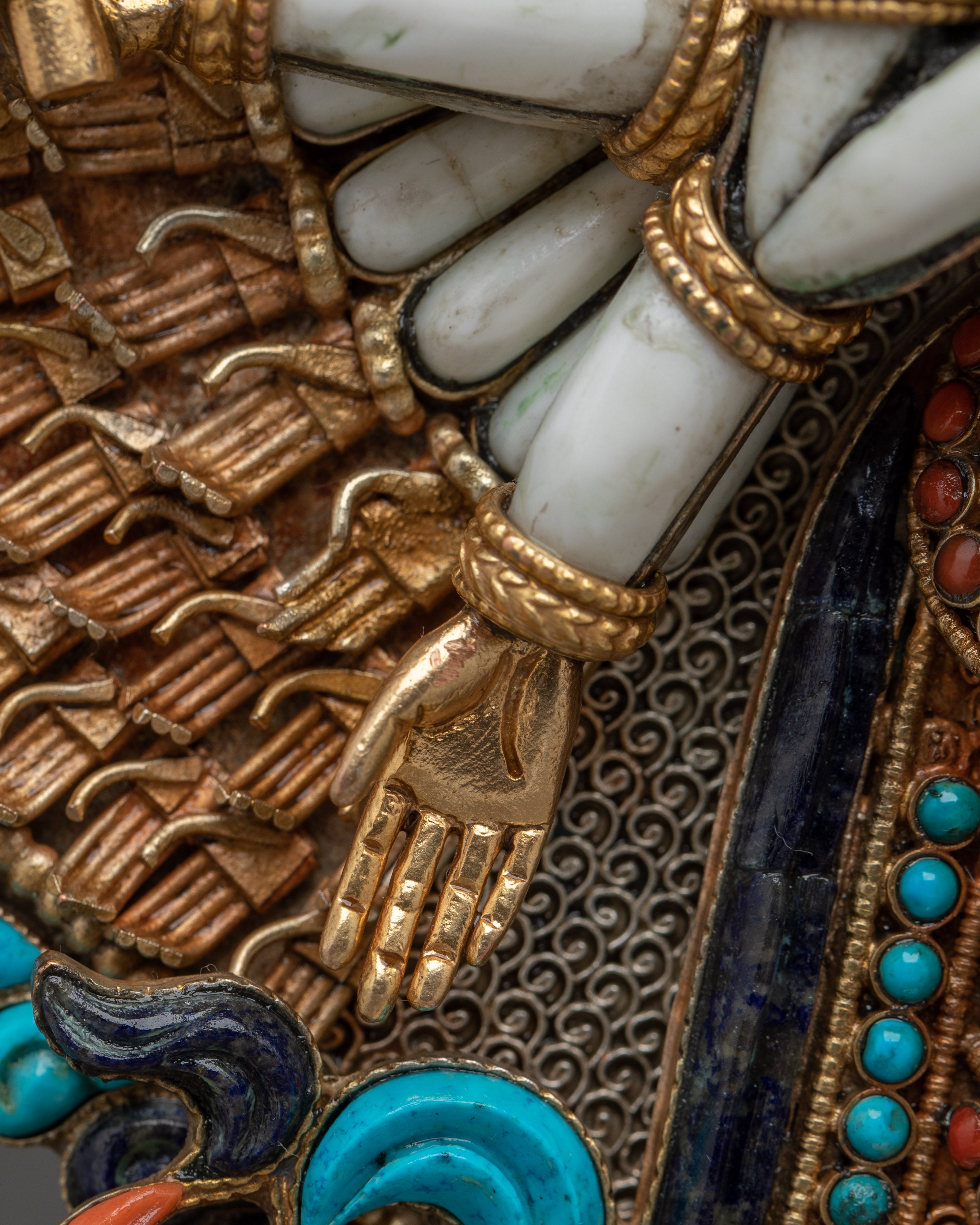 1000 Armed Chenrezig With Gemstone Inlaid | Nepalese art for deep meditation