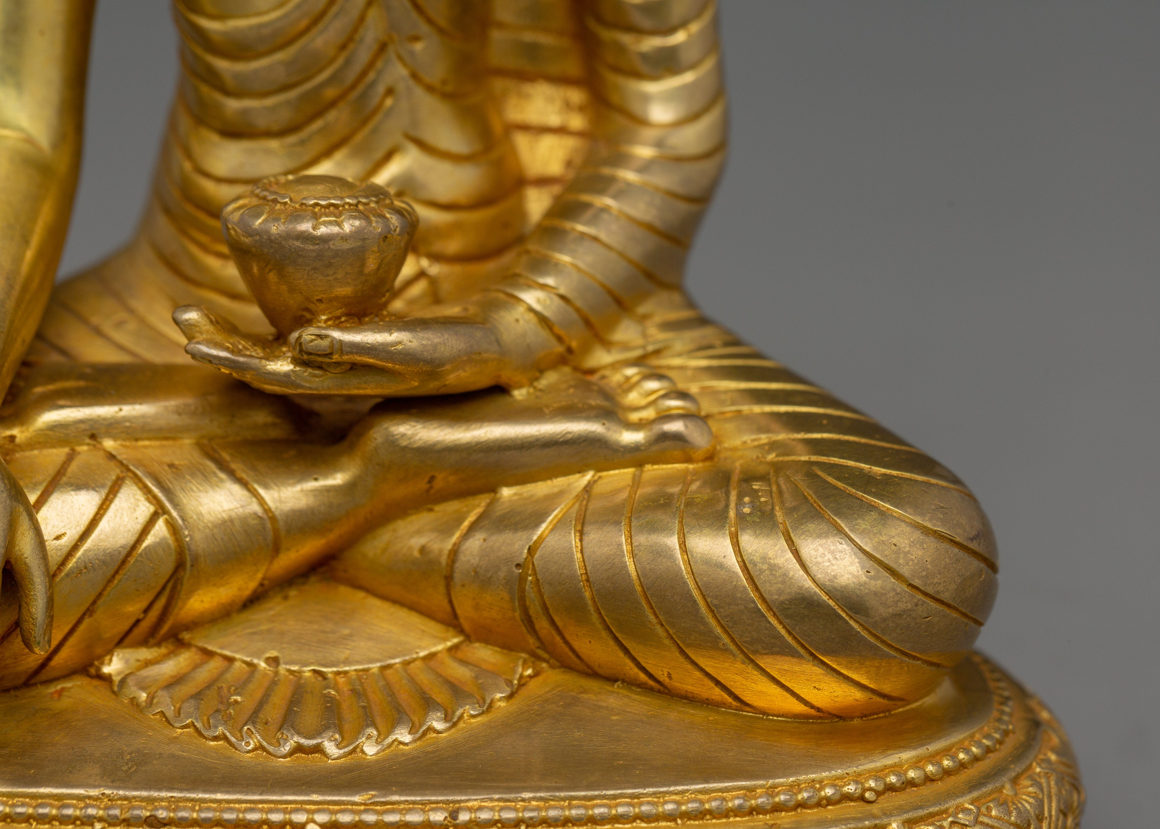 Golden Shakyamuni Buddha Statue: The Historical Buddha