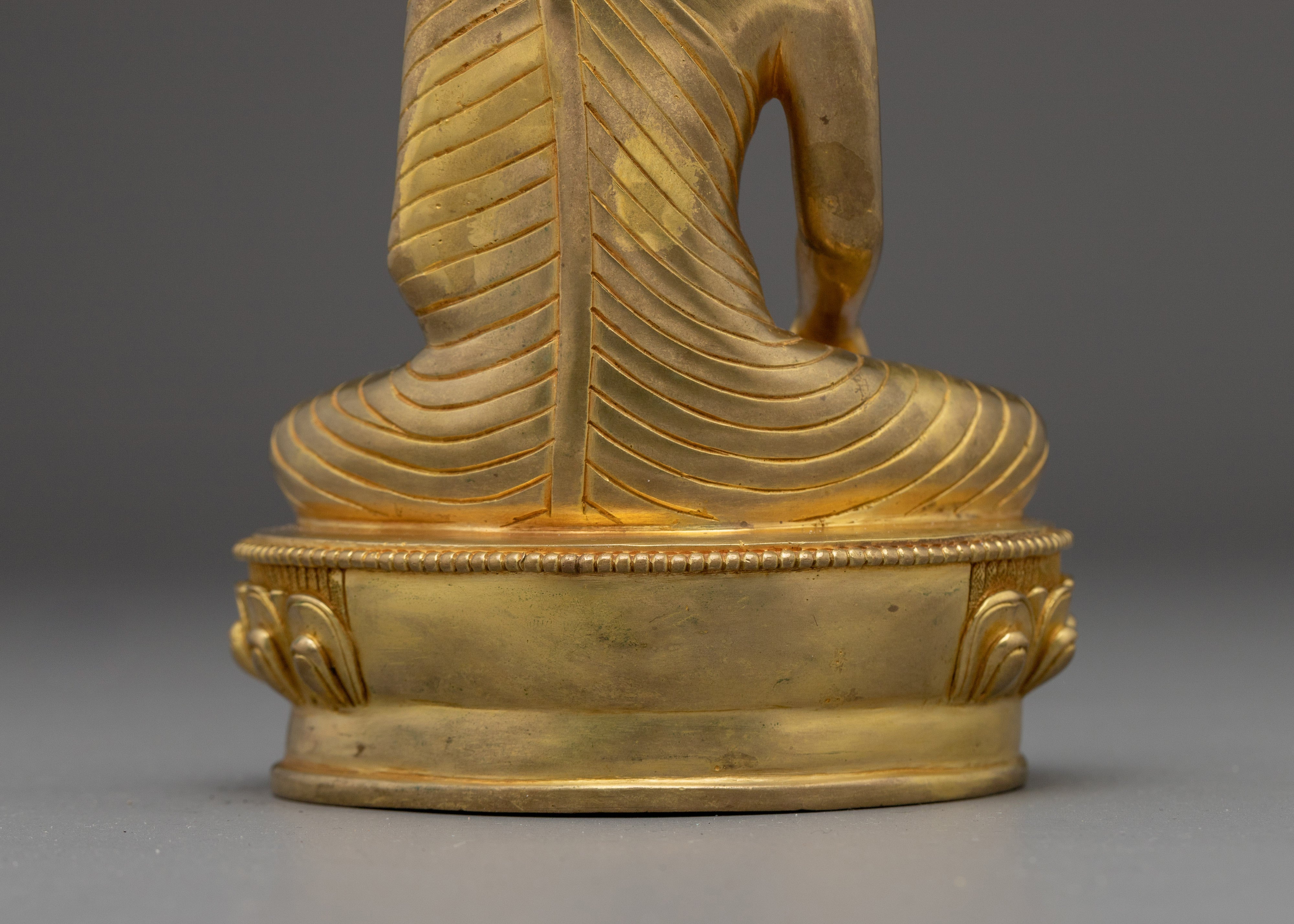 Shakyamuni Buddha Statue: The Dharma Teacher