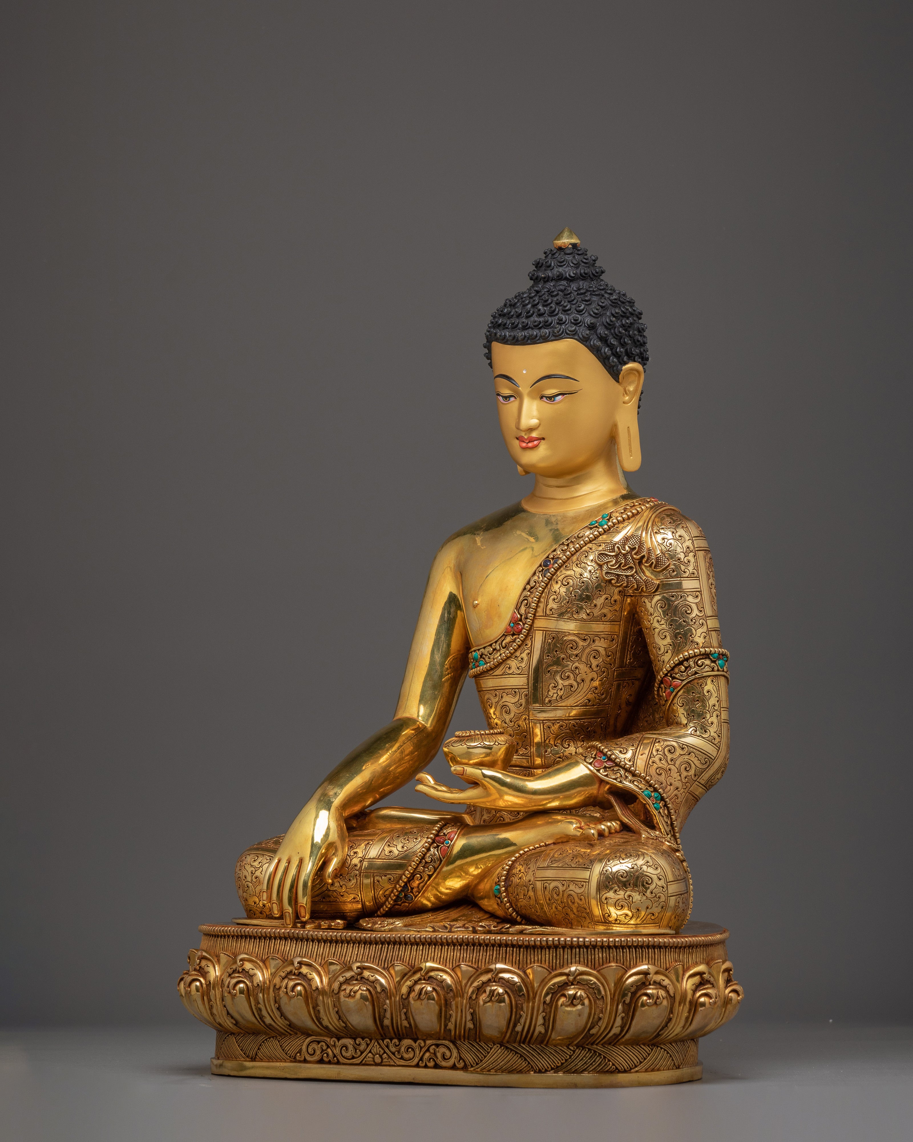 Enlightened Golden Shakyamuni Buddha Artwork | Mindfulness Sculpture