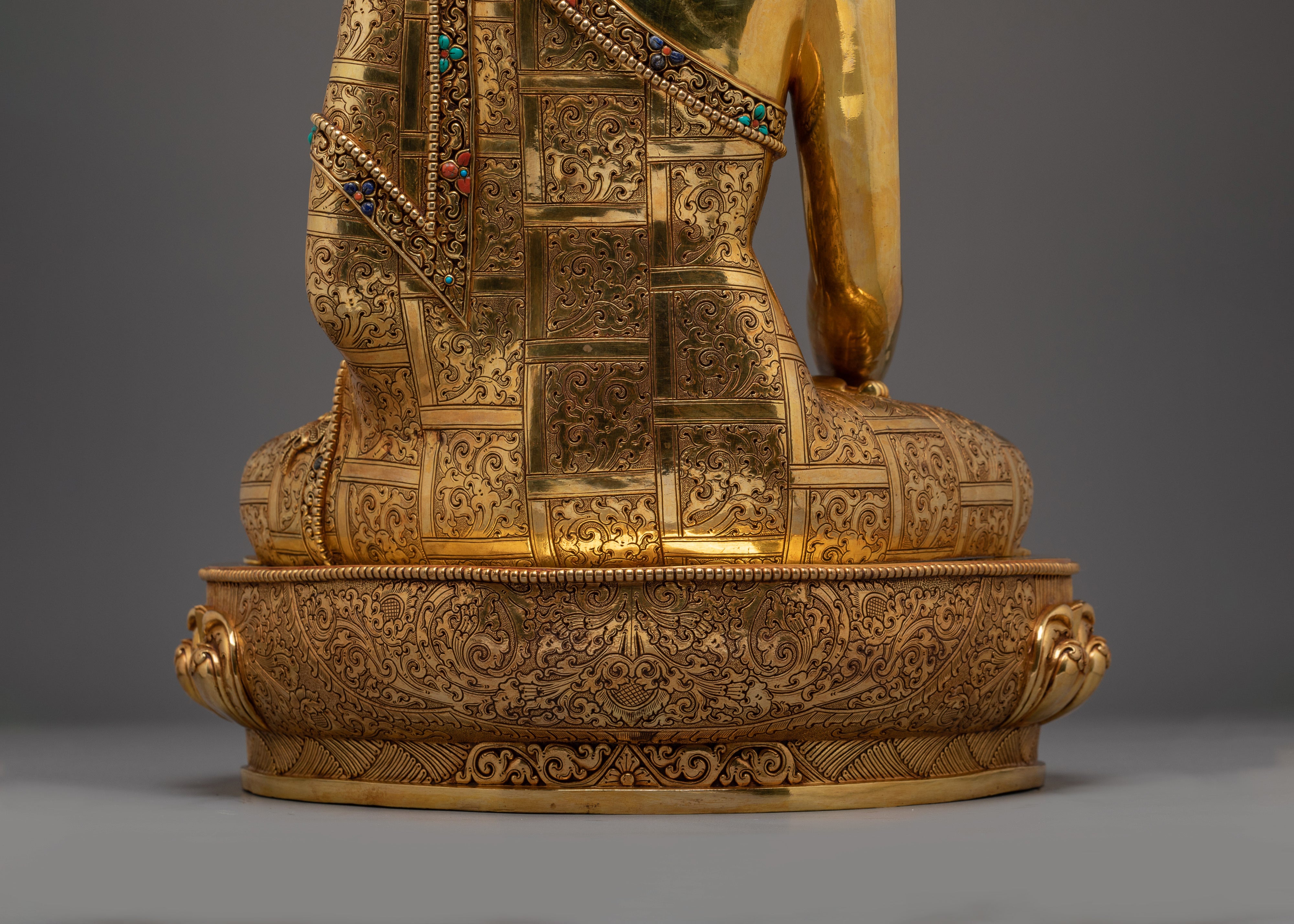 Enlightened Golden Shakyamuni Buddha Artwork | Mindfulness Sculpture