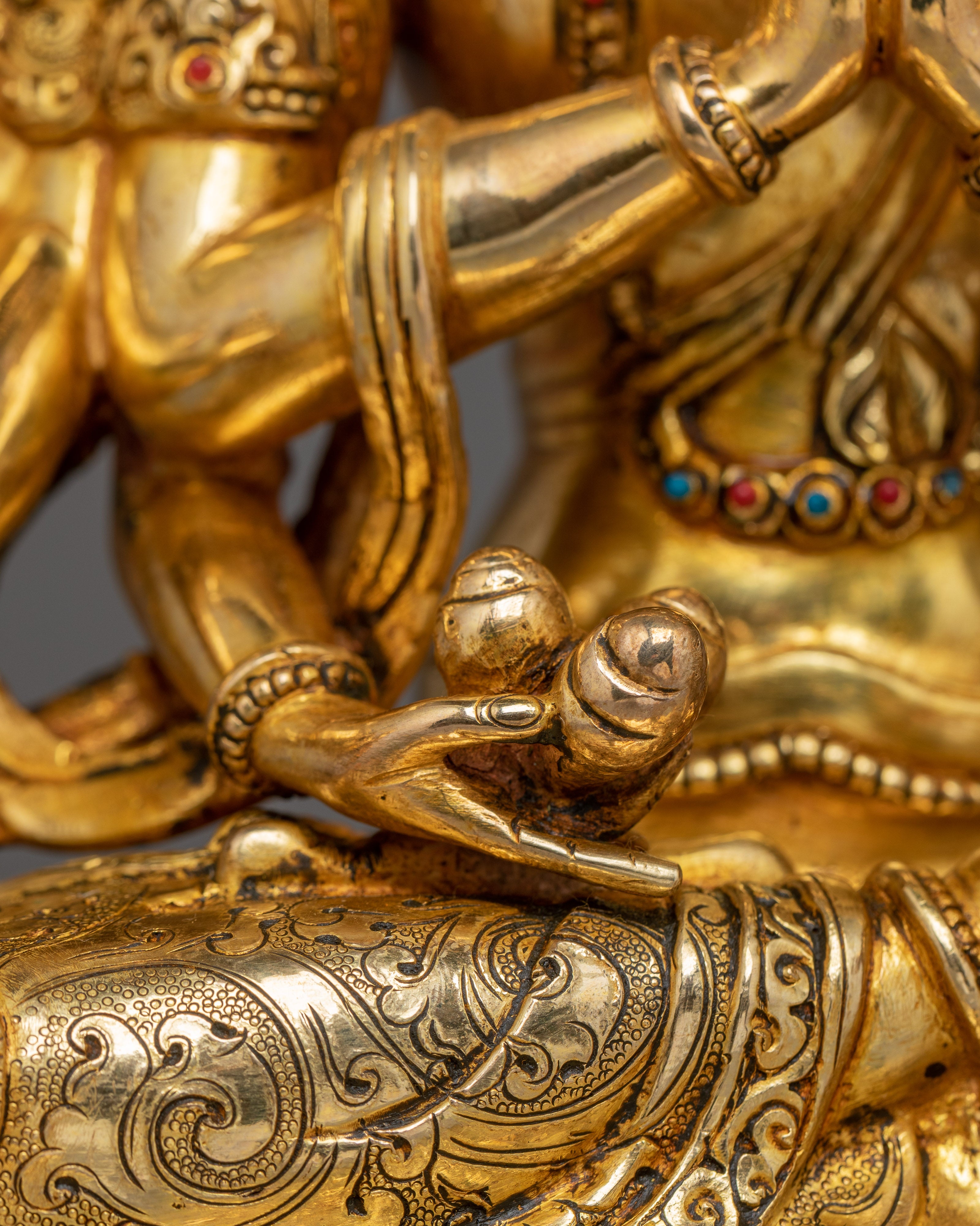 Elegant Tibetan Cundi | Icon of Wisdom and Serenity