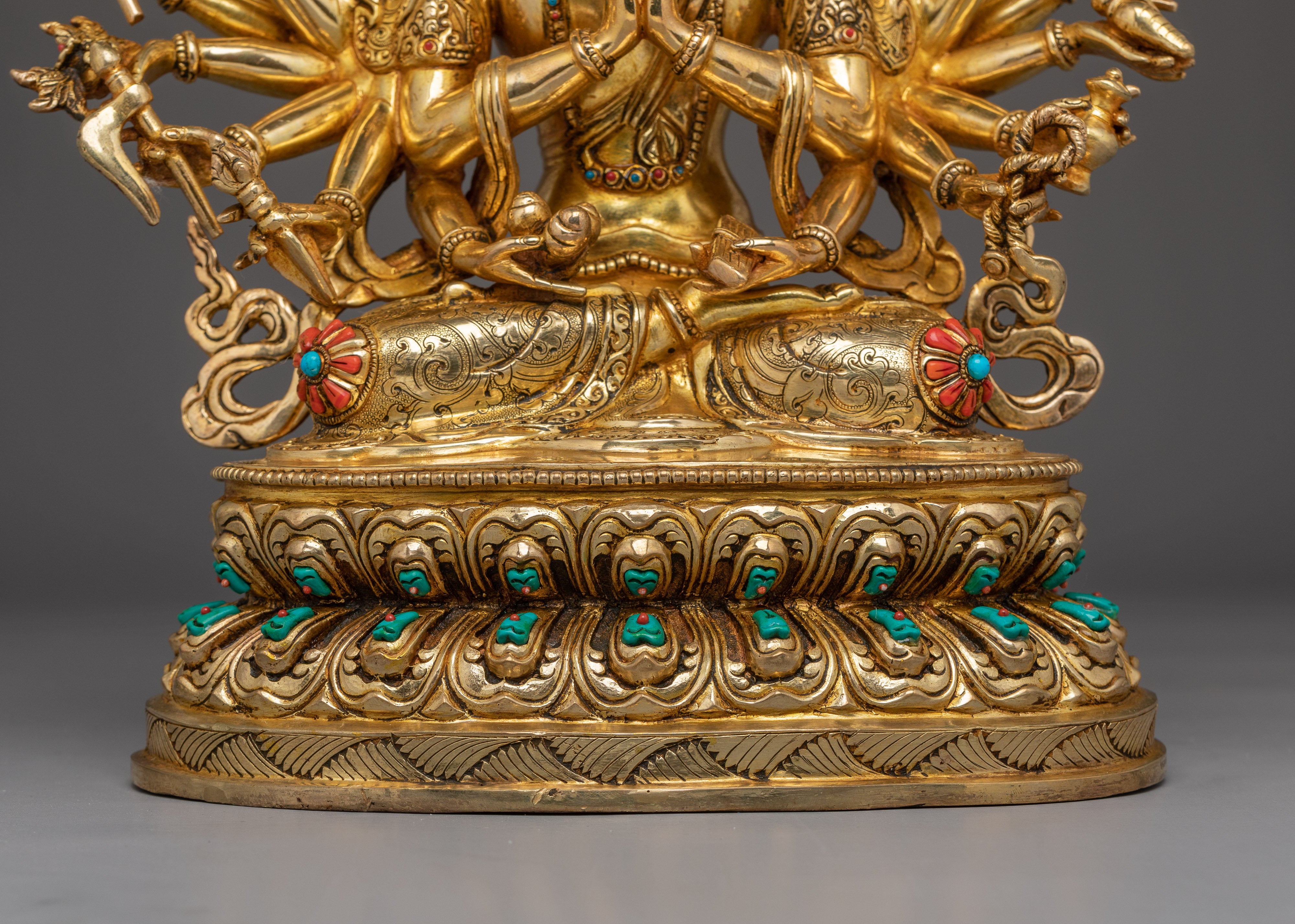 Elegant Tibetan Cundi | Icon of Wisdom and Serenity