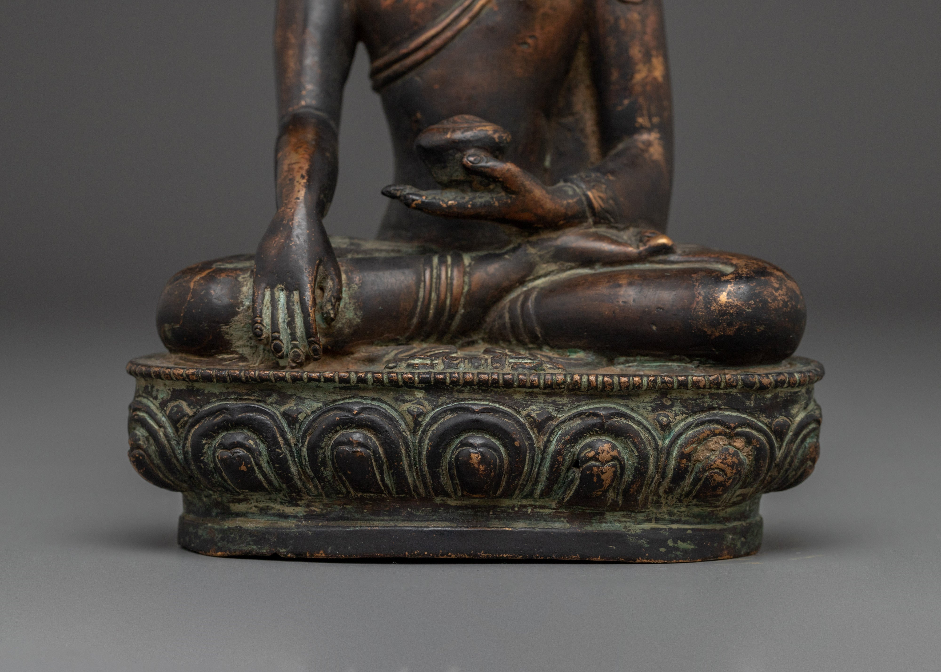 Shakyamuni Buddha Art, Peaceful Sage Figurine