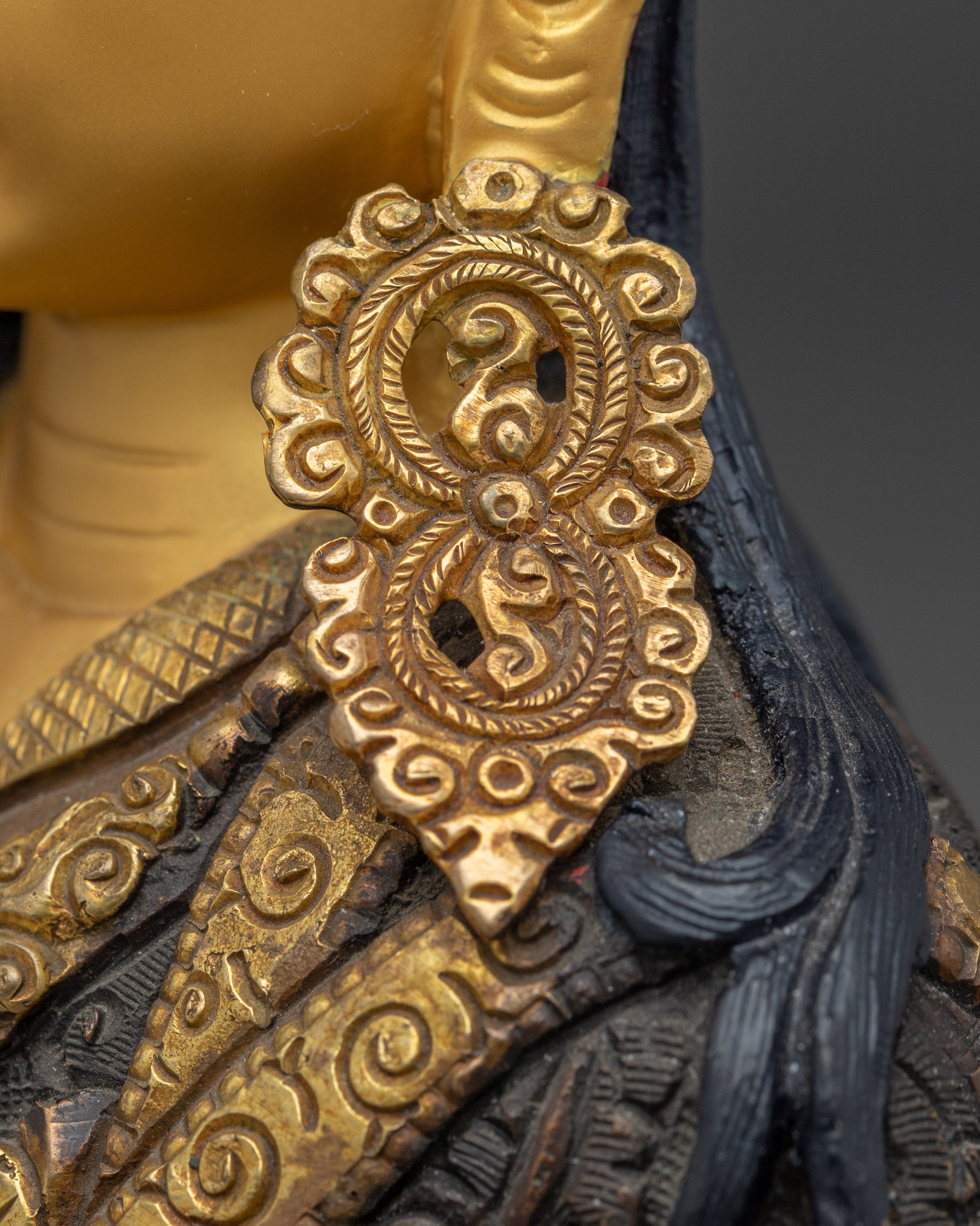 Guru Rinpoche Oxidized Copper Art | Padmasambhava Deity for Meditation Space