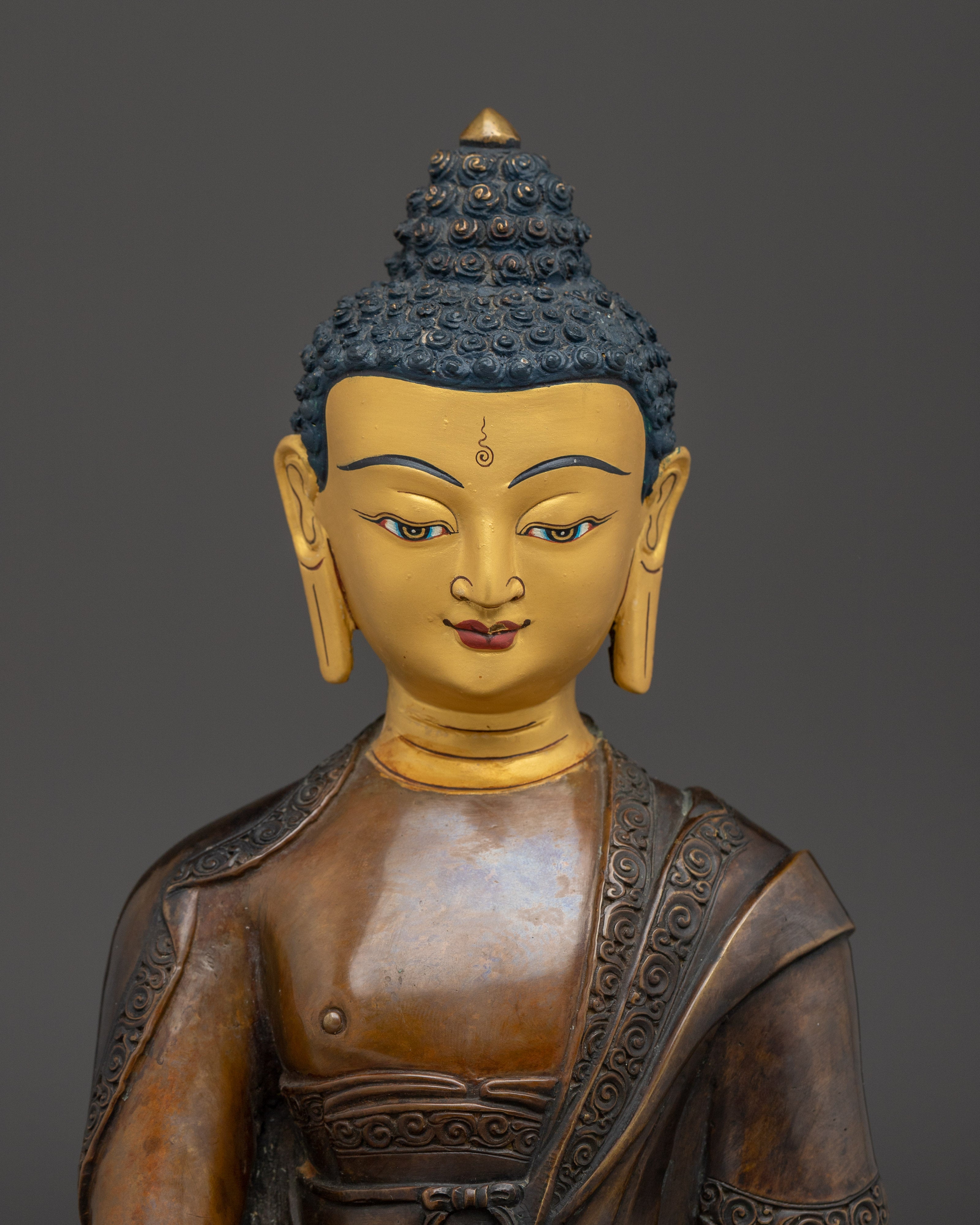 Shakyamuni Buddha Statue: The Founder of Dharma
