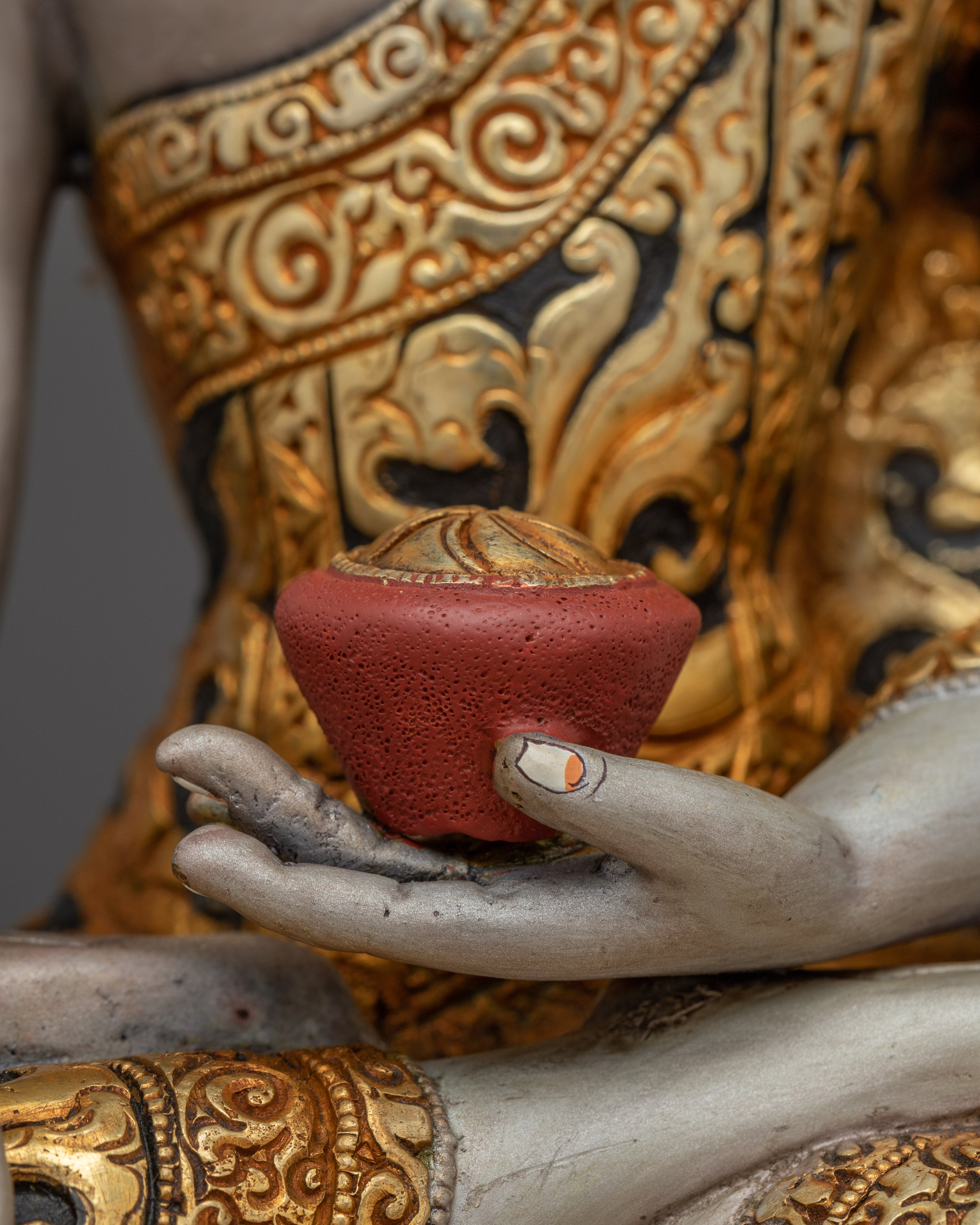 Shakyamuni Buddha Statue: Handmade Copper Artwork