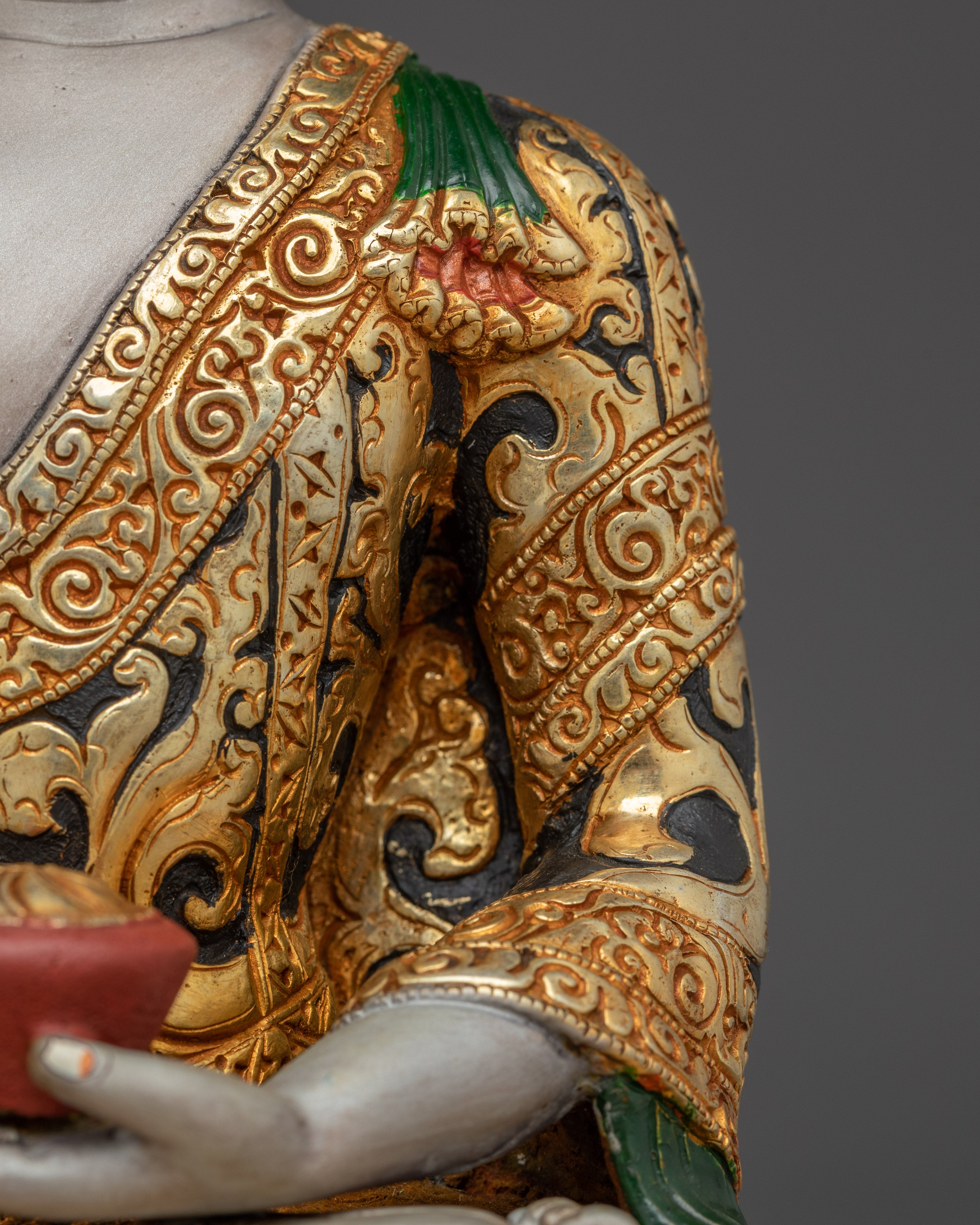 Shakyamuni Buddha Statue: Handmade Copper Artwork