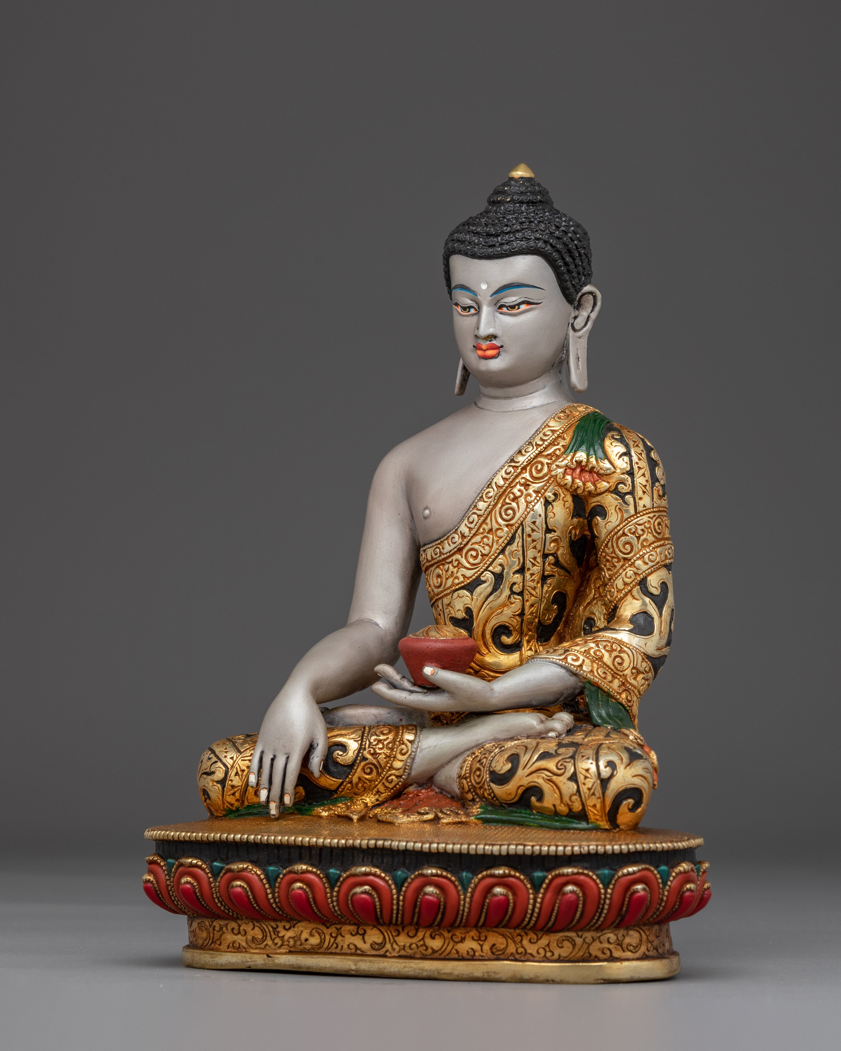 Shakyamuni Buddha Statue: Handmade Copper Artwork