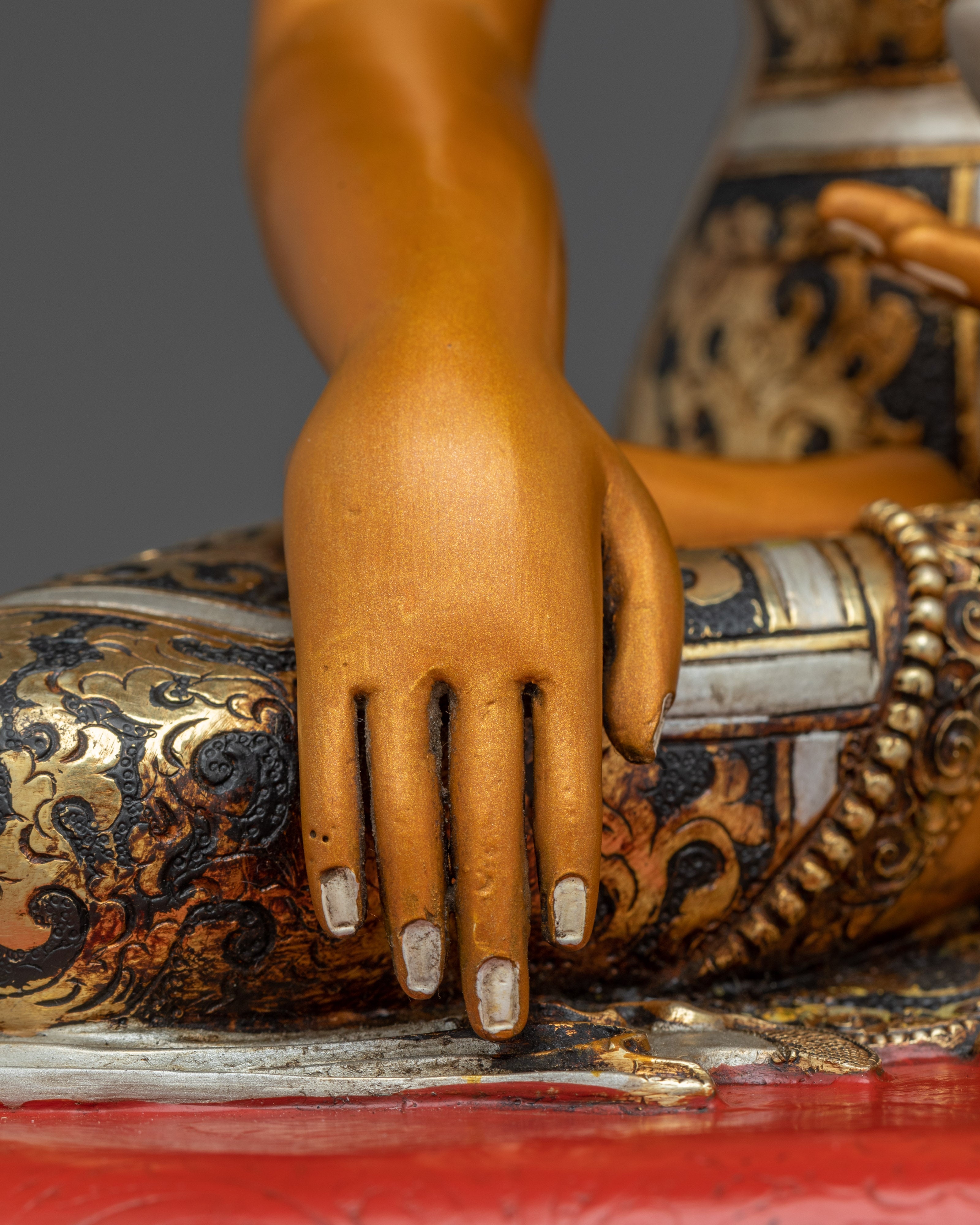 Golden Copper Shakyamuni Buddha statue for Meditation