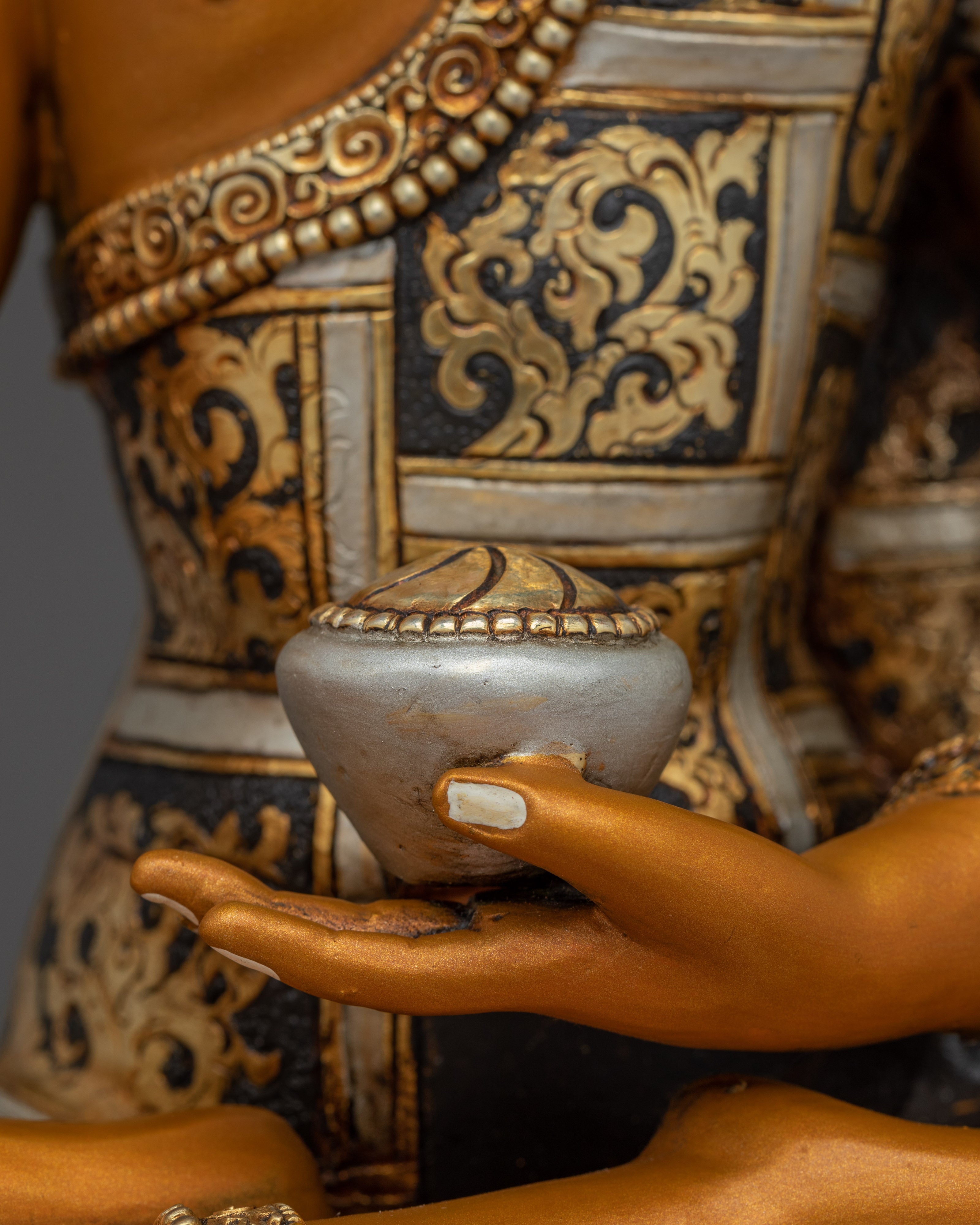 Golden Copper Shakyamuni Buddha statue for Meditation