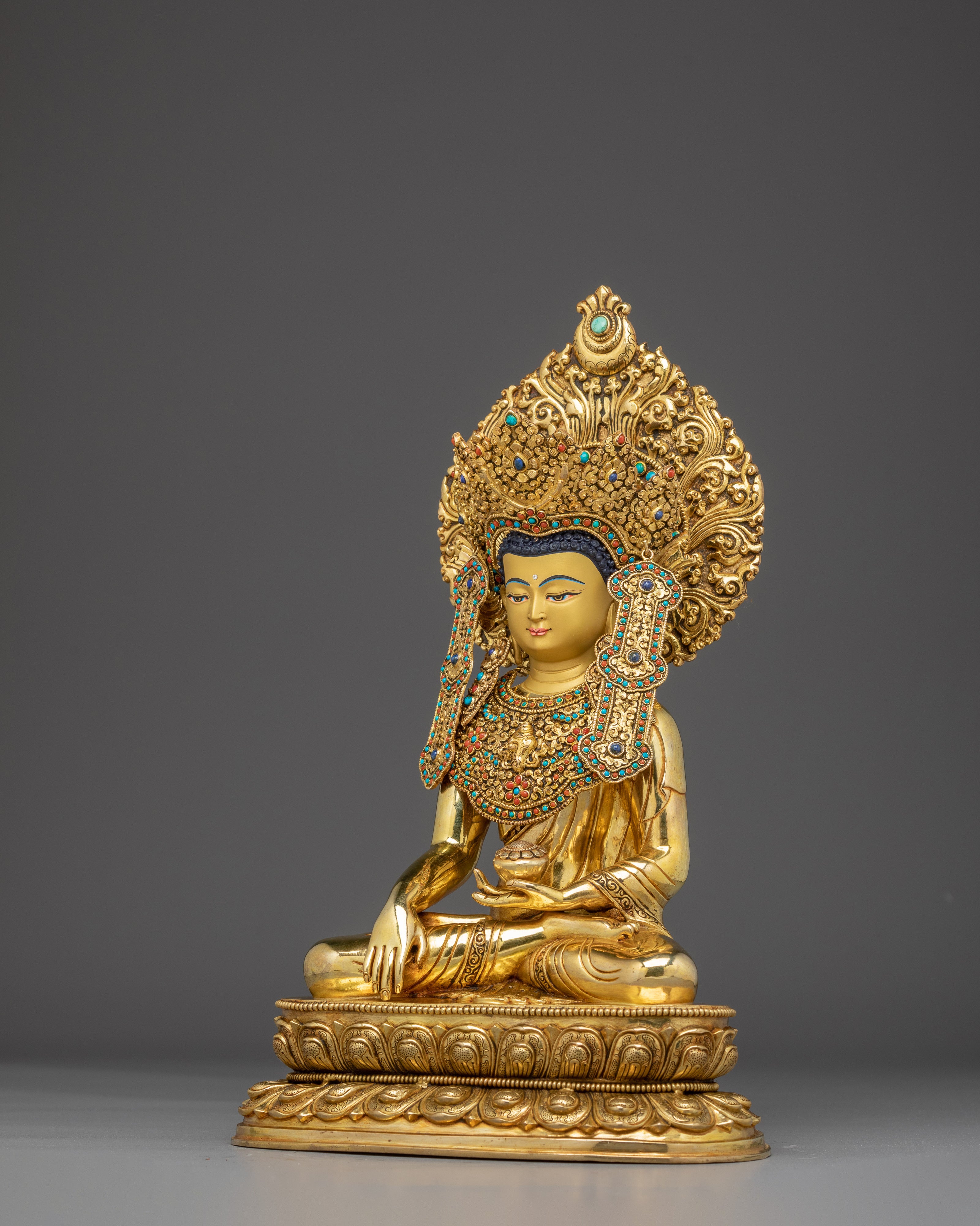 Crown Shakyamuni Buddha, Enlightened Sovereign | Regal Enlightened King