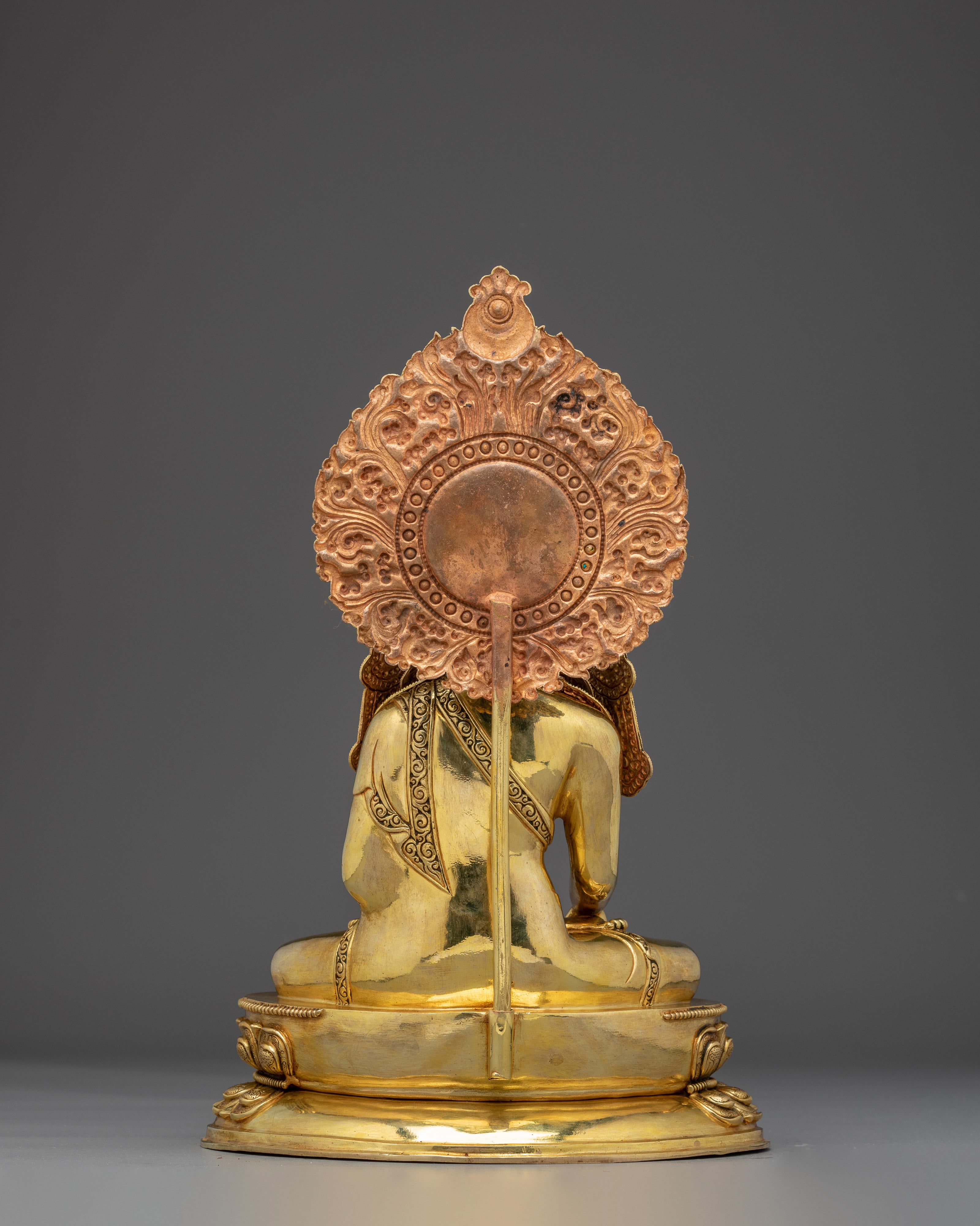 Crown Shakyamuni Buddha, Enlightened Sovereign | Regal Enlightened King