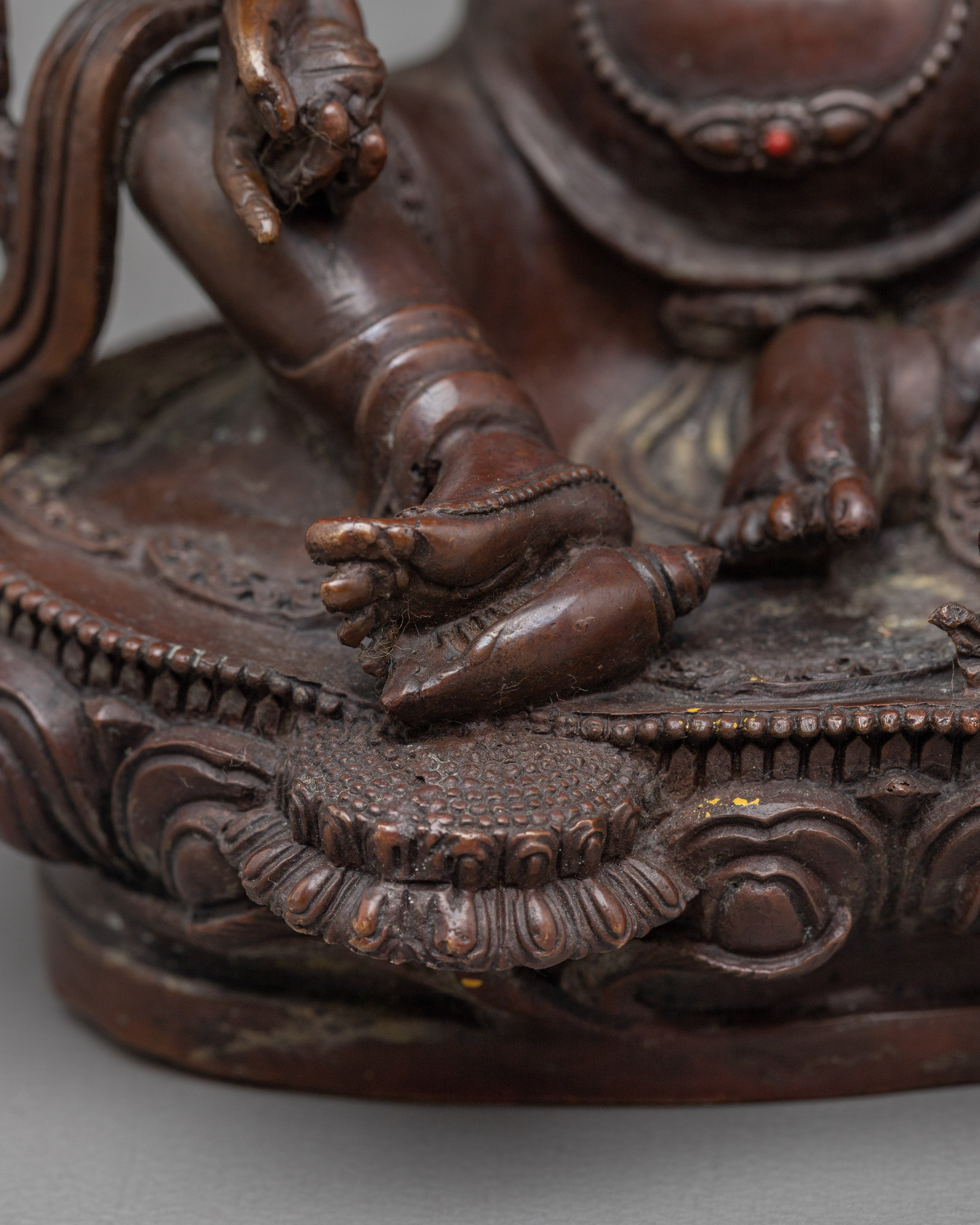 Dzambhala Statue: The Lord of Wealth