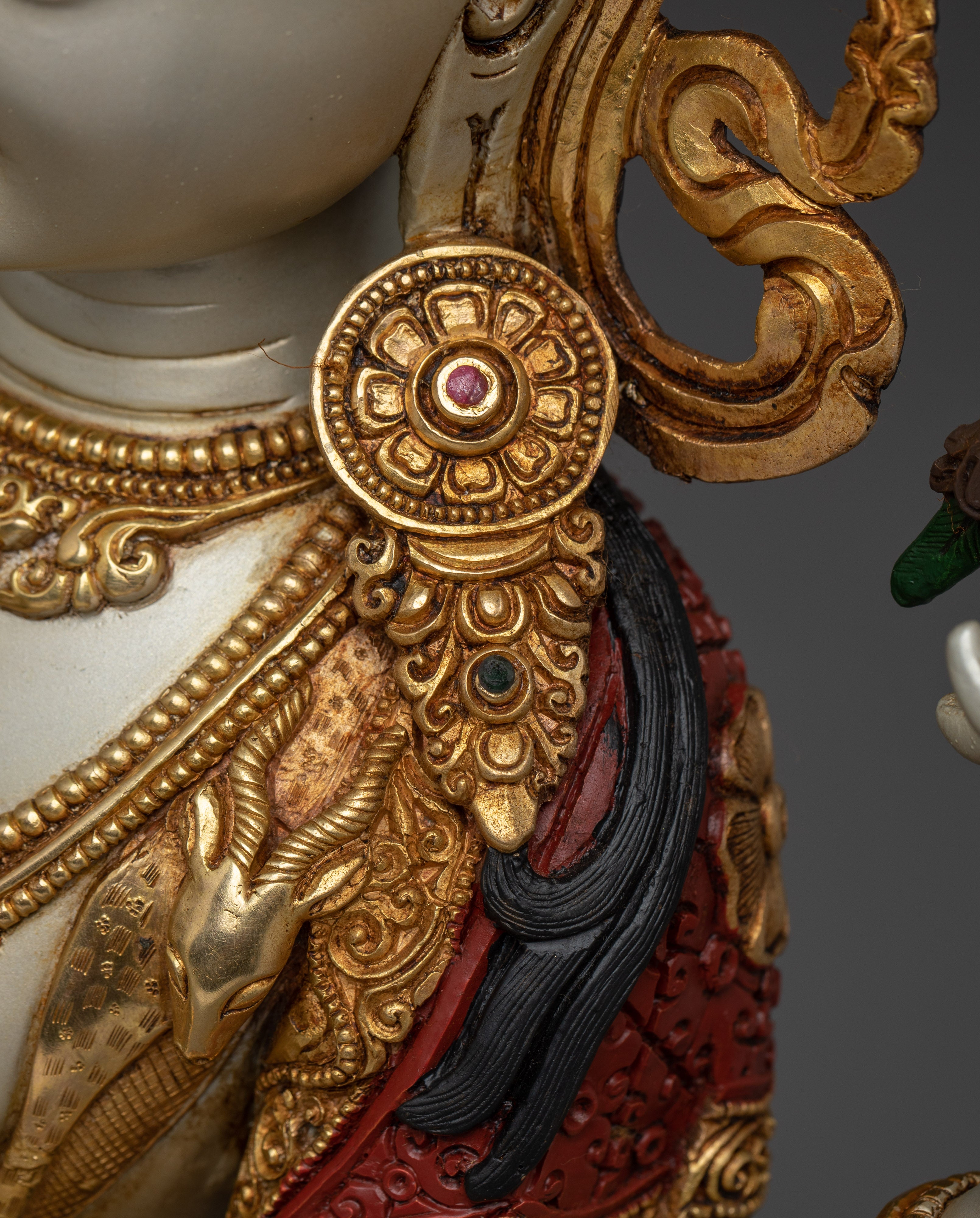 Chenrezig Statue: The Bodhisattva of Mercy and Compassion