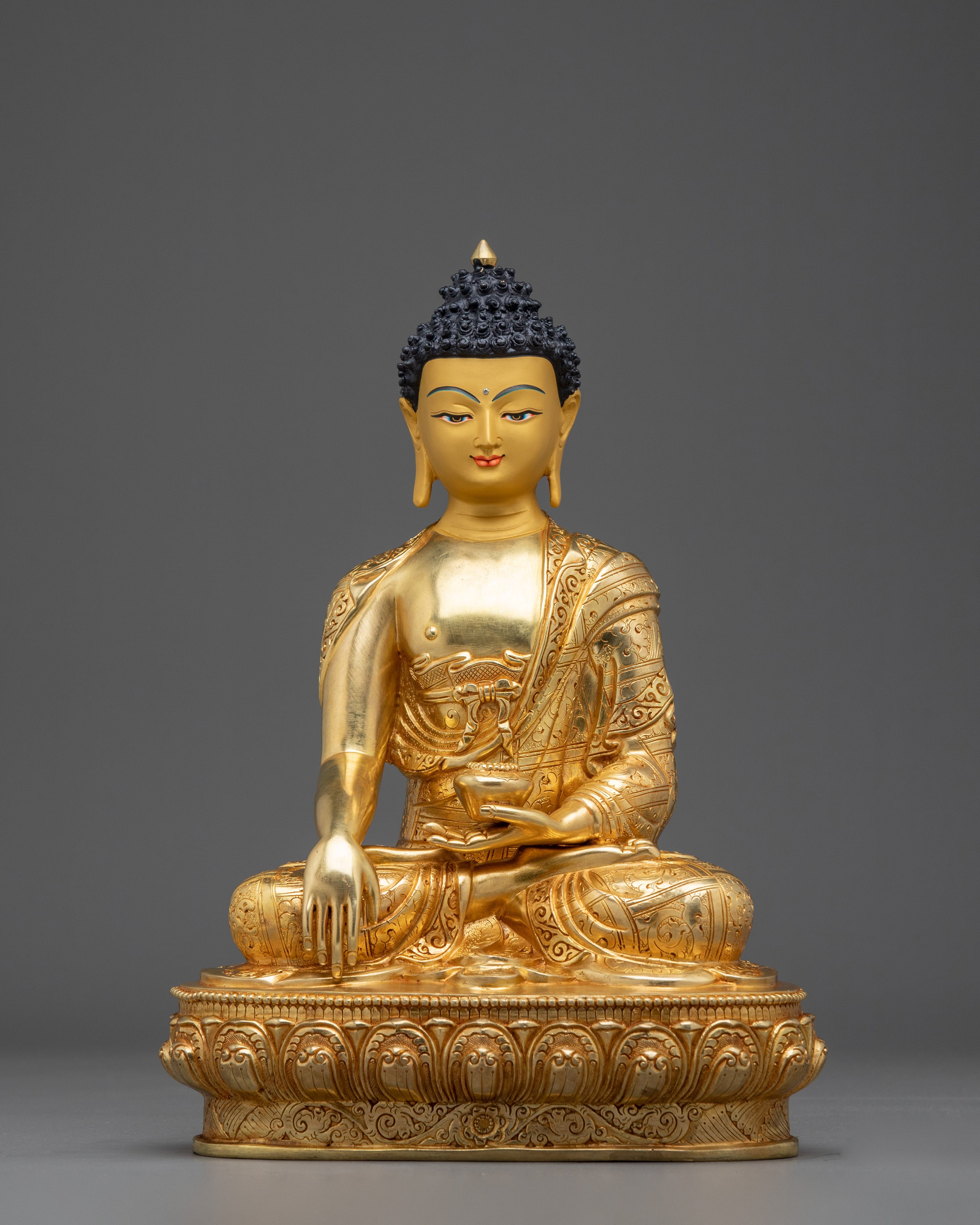 Shakyamuni Buddha Statue: Founder of Buddhism