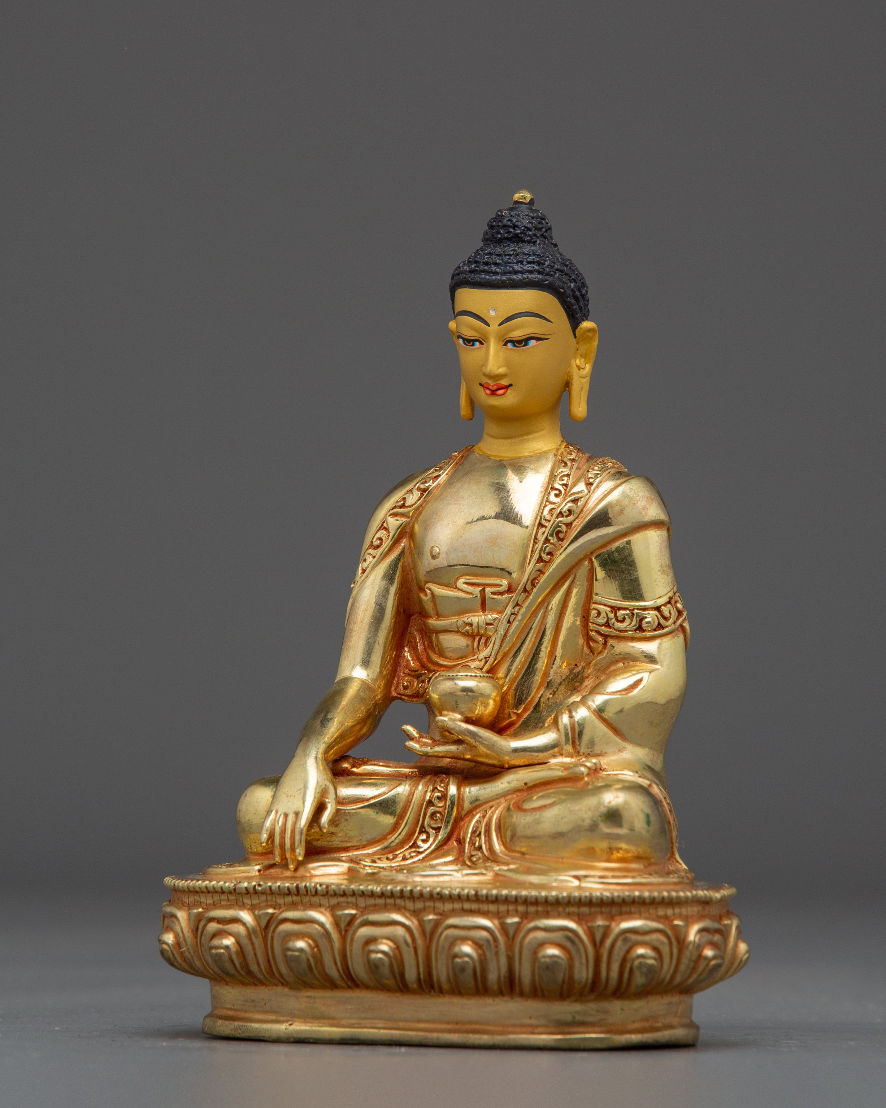 Shakyamuni Buddha Statue: Handmade Gautama Buddha Artwork