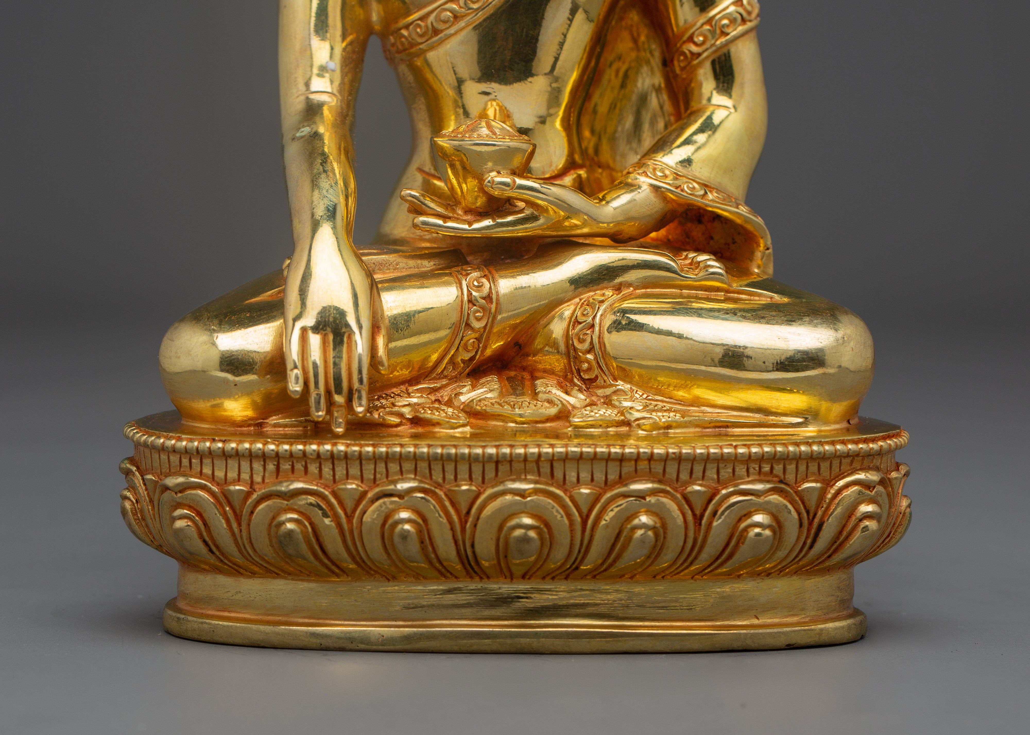 Shakyamuni Buddha Art: Handmade Golden Copper Statue