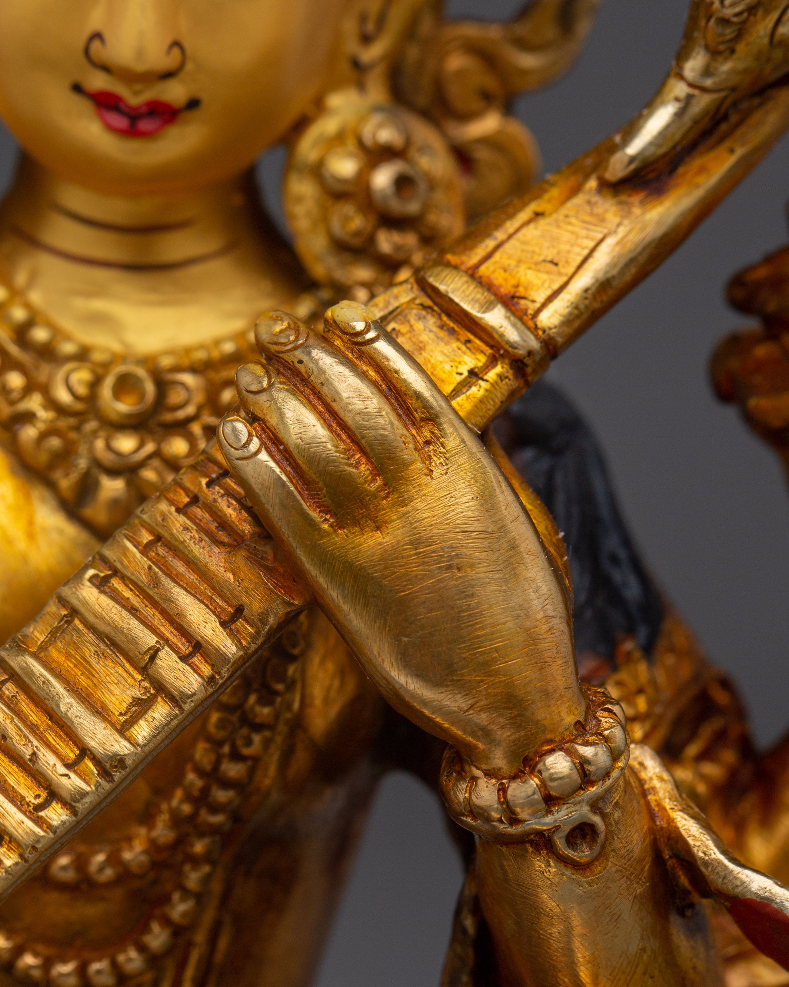 Saraswati Statue: The Goddess of Knowledge