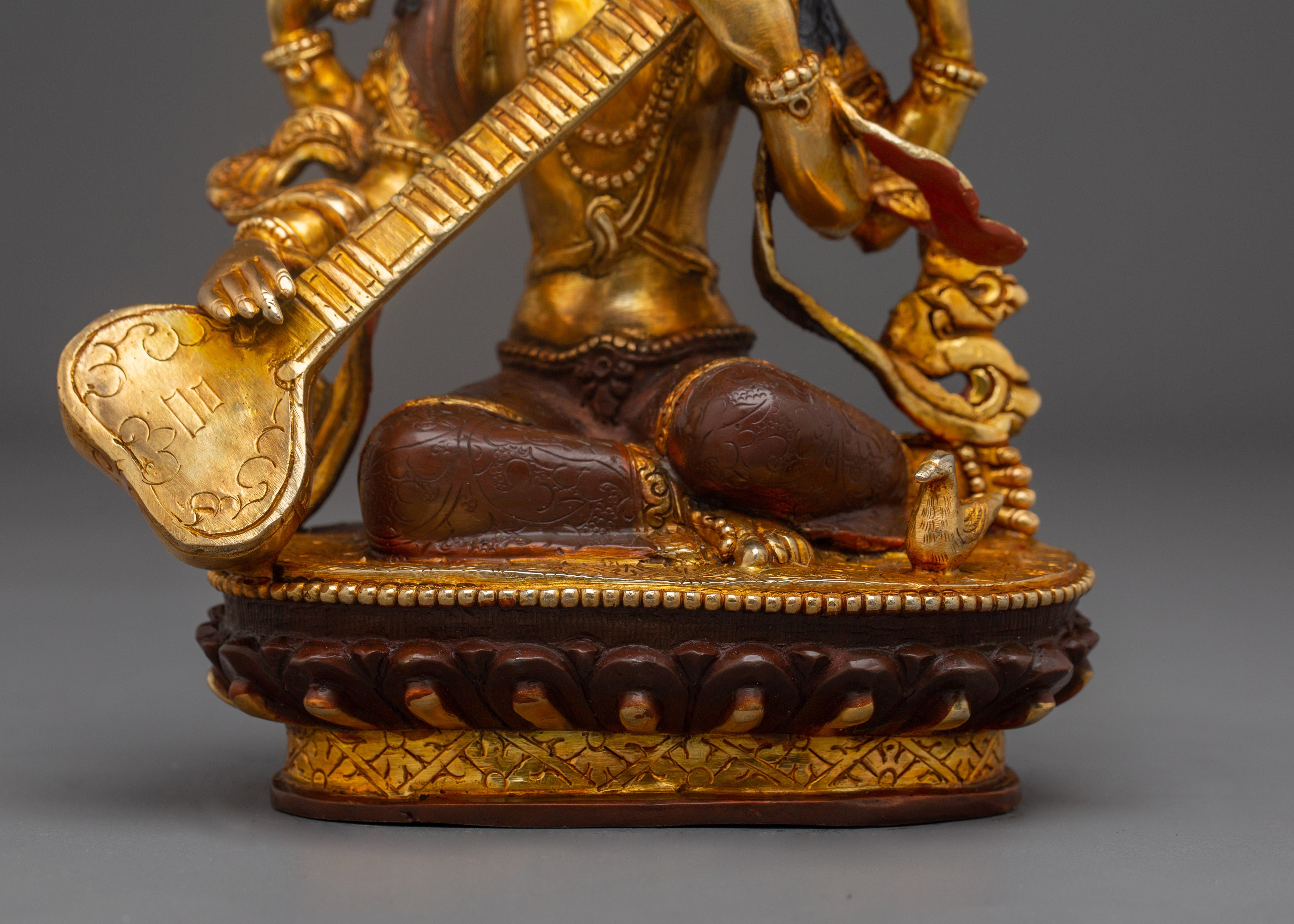 Saraswati Statue: The Goddess of Knowledge