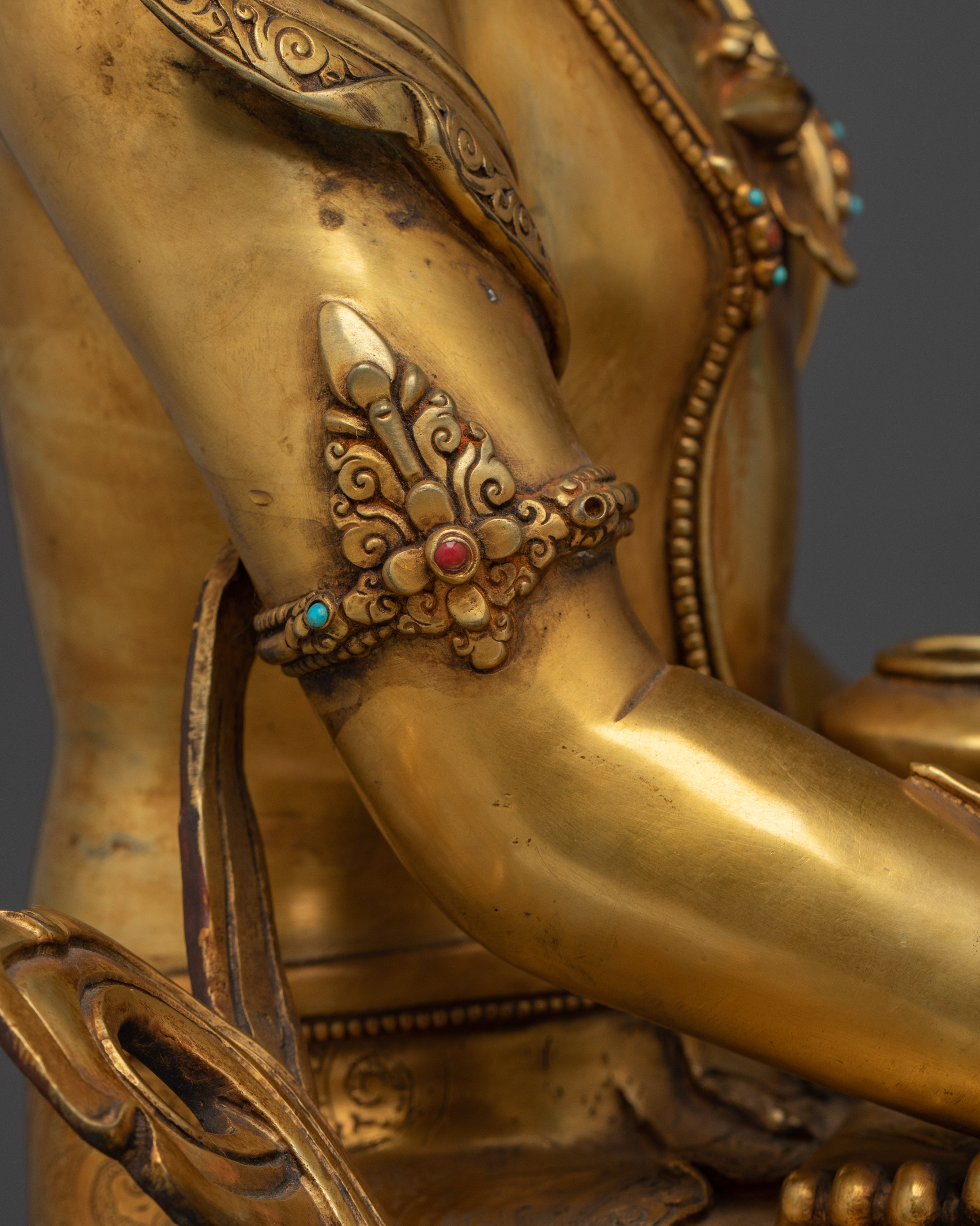 Shakyamuni Buddha Art, Peaceful Sculpture for Meditation