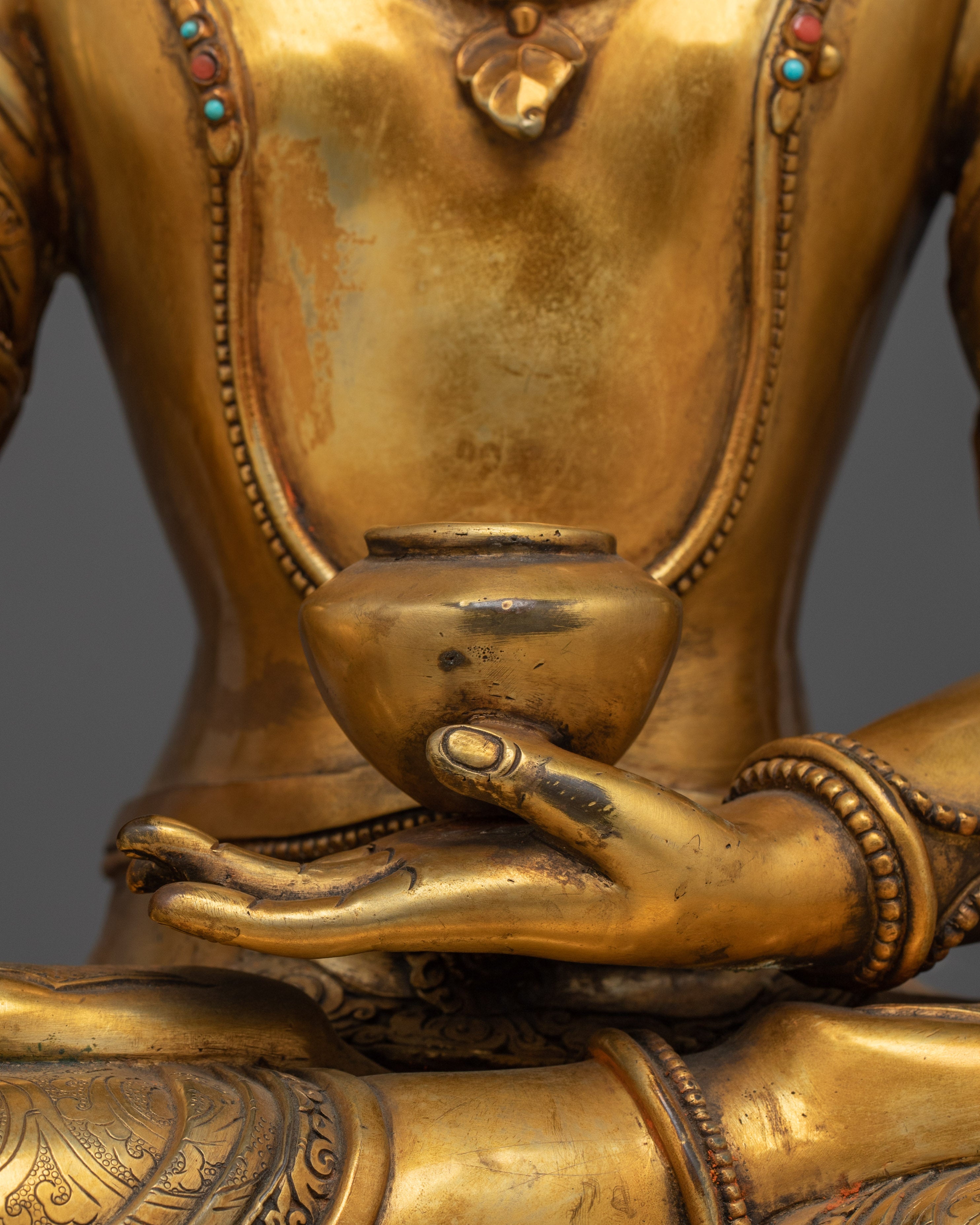 Shakyamuni Buddha Art, Peaceful Sculpture for Meditation