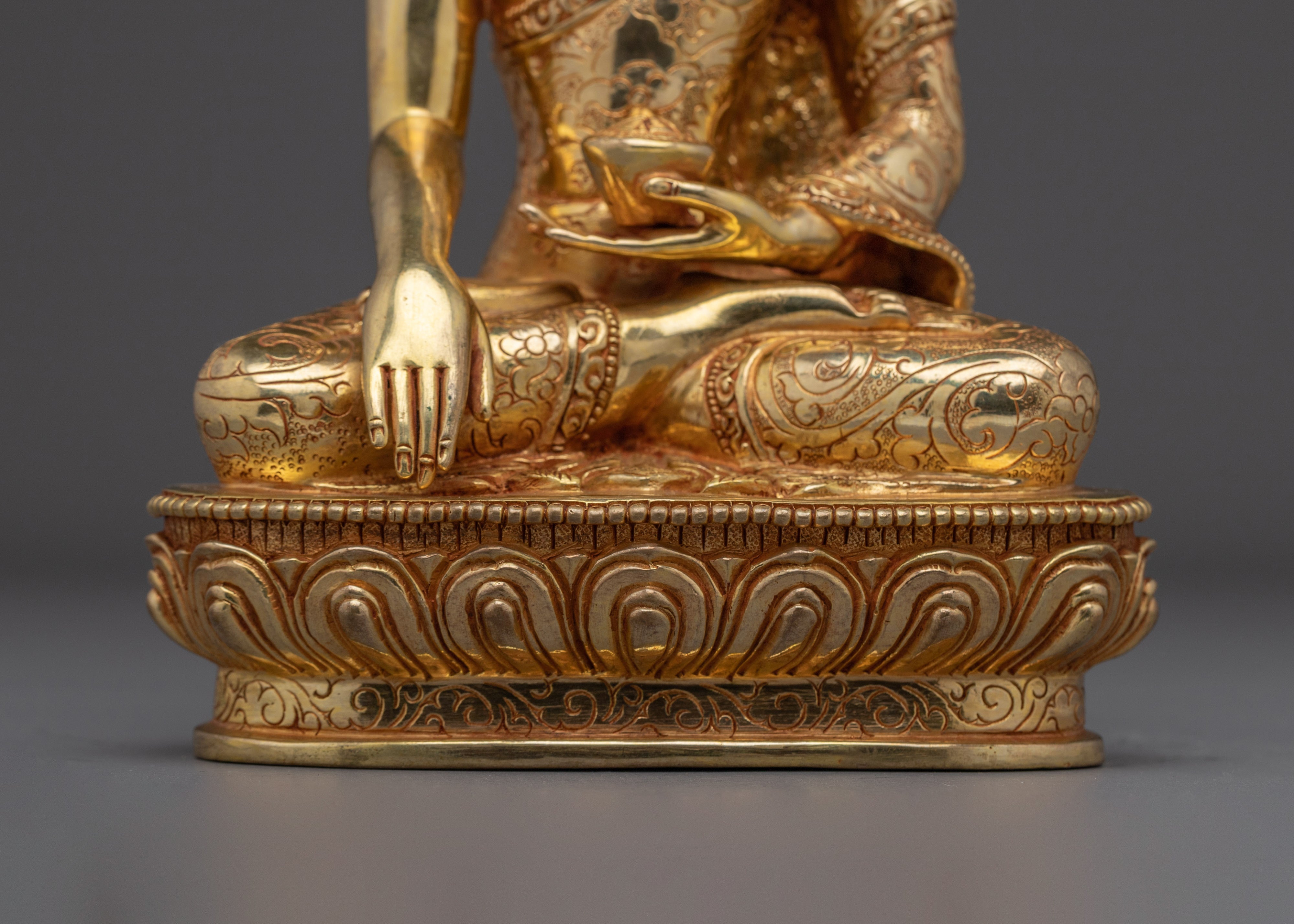 Coppper Shakyamuni Buddha Statue: The Awakened One