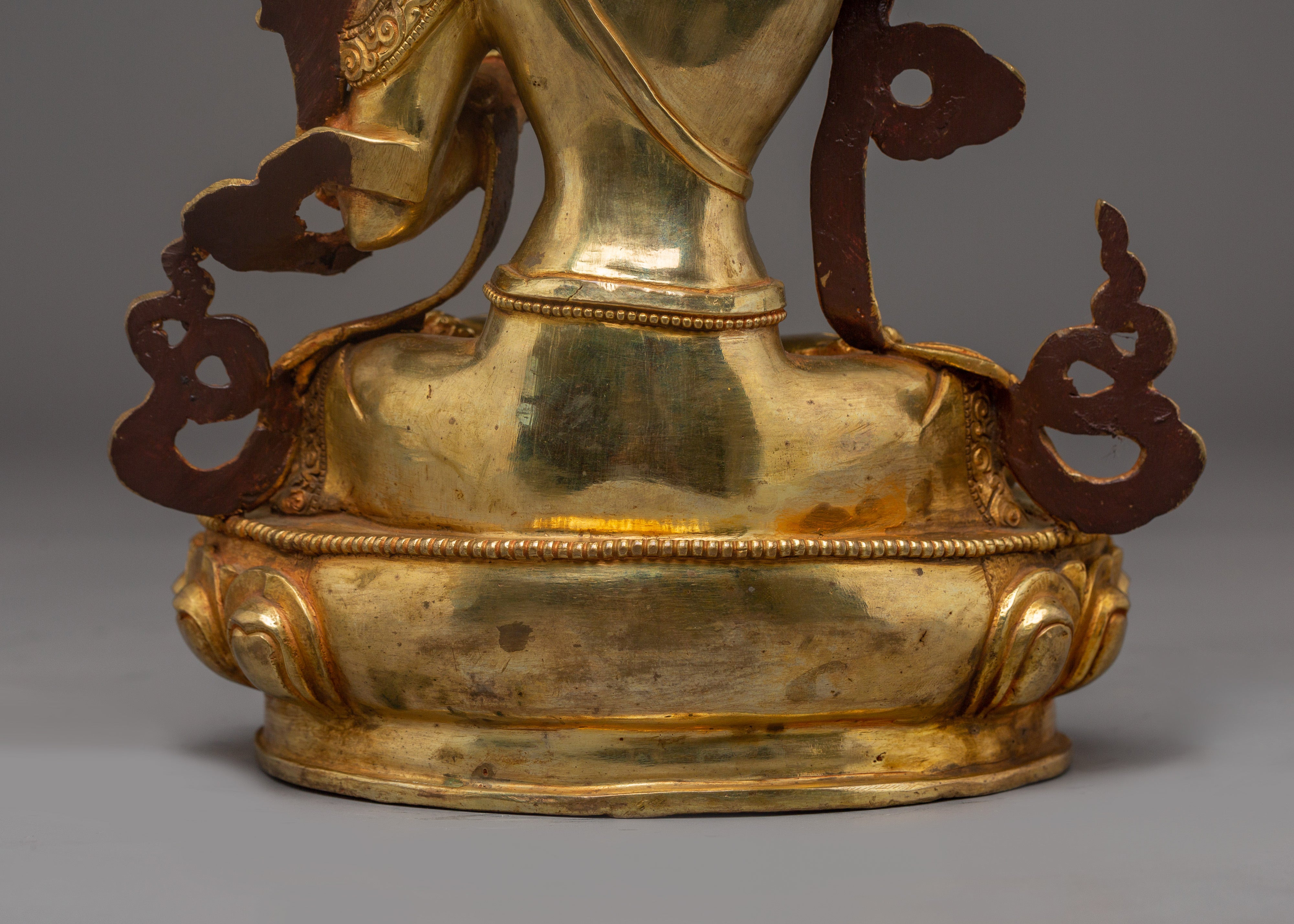 Bodhisattva Manjushri Statue: The Supreme Wisdom