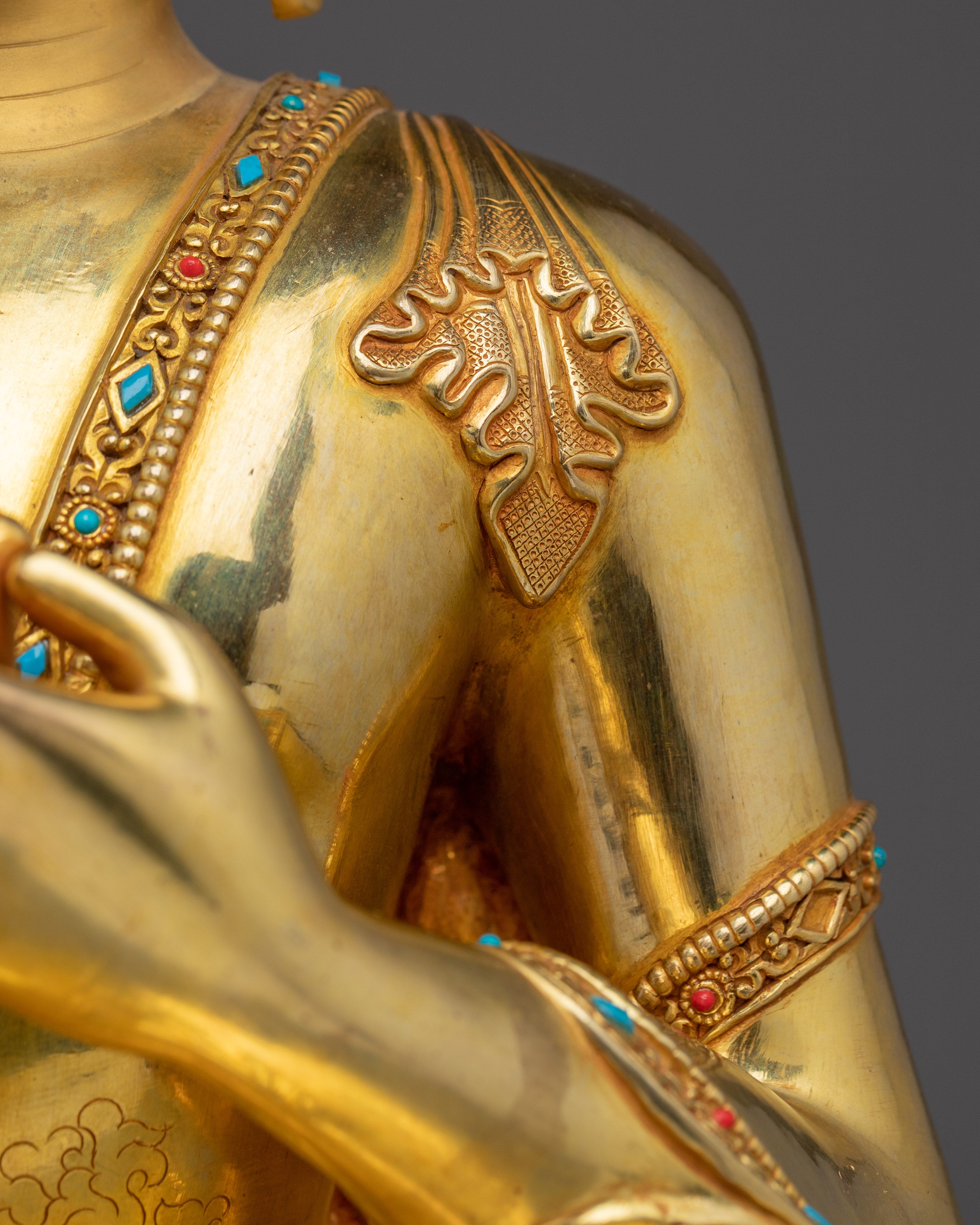 Vairocana Statue Art: The Cosmic Buddha