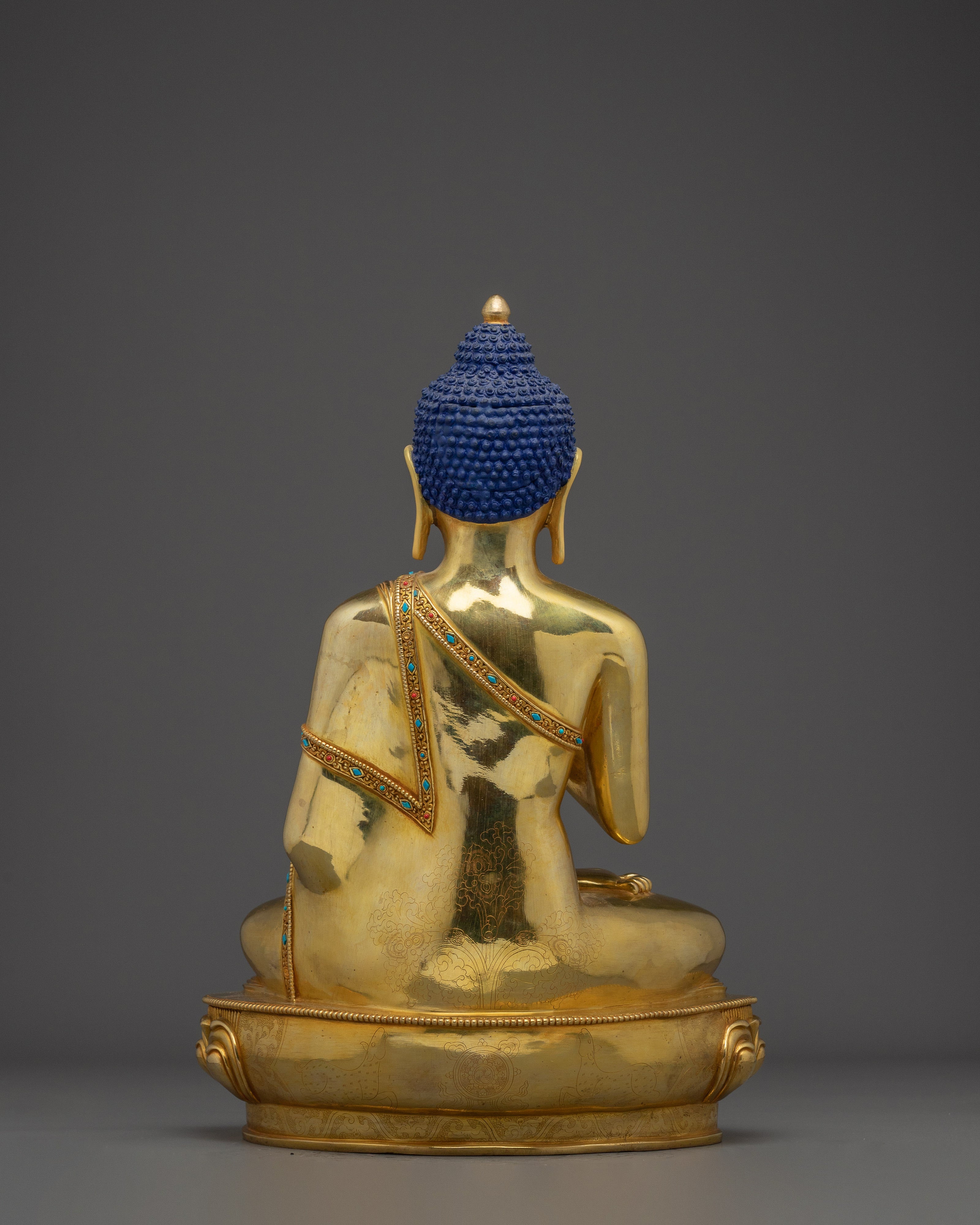 Vairocana Statue Art: The Cosmic Buddha
