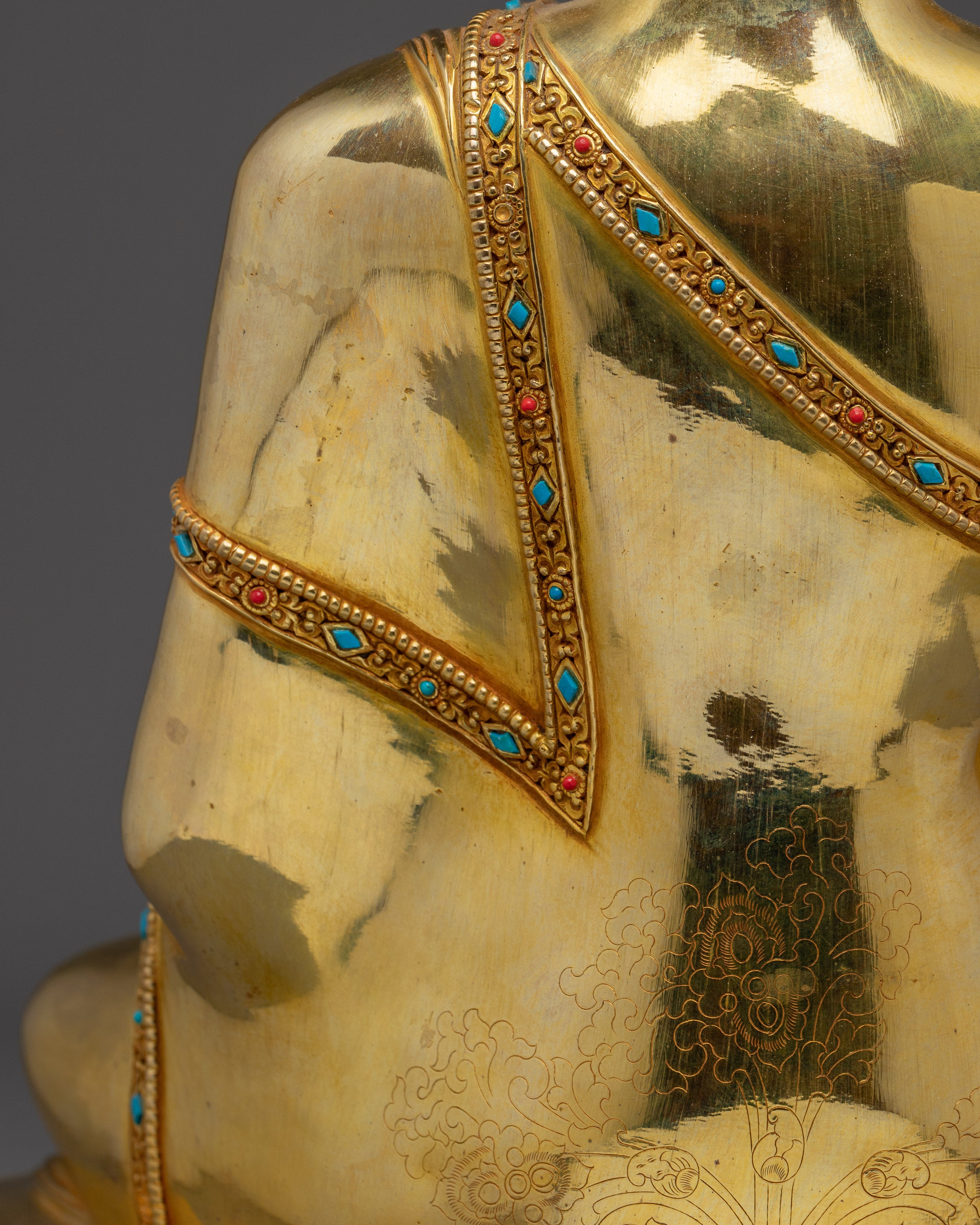 Vairocana Statue Art: The Cosmic Buddha