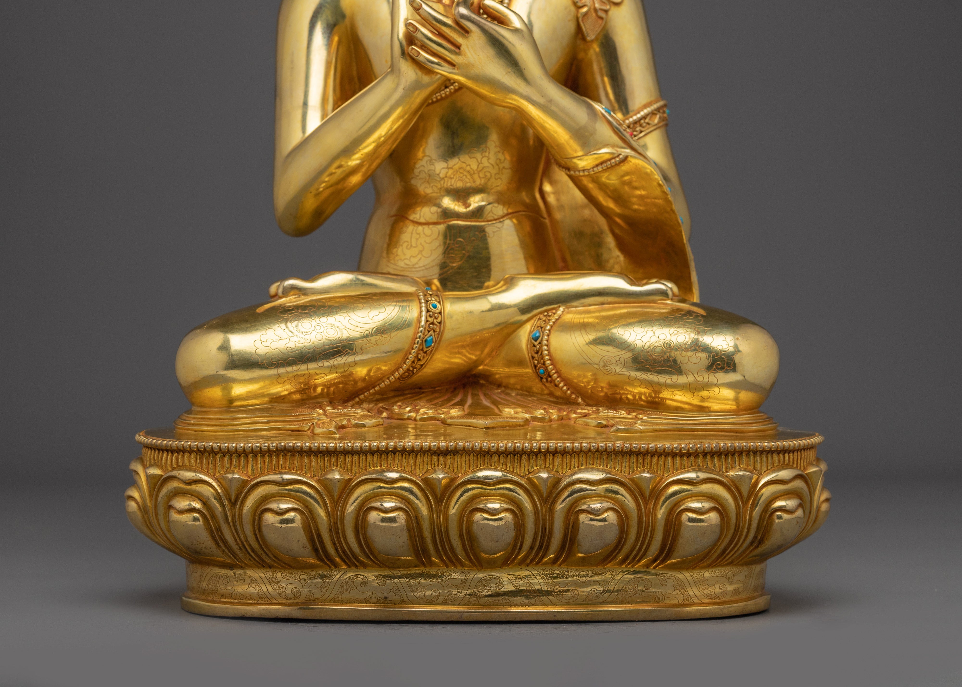 Vairocana Statue Art: The Cosmic Buddha