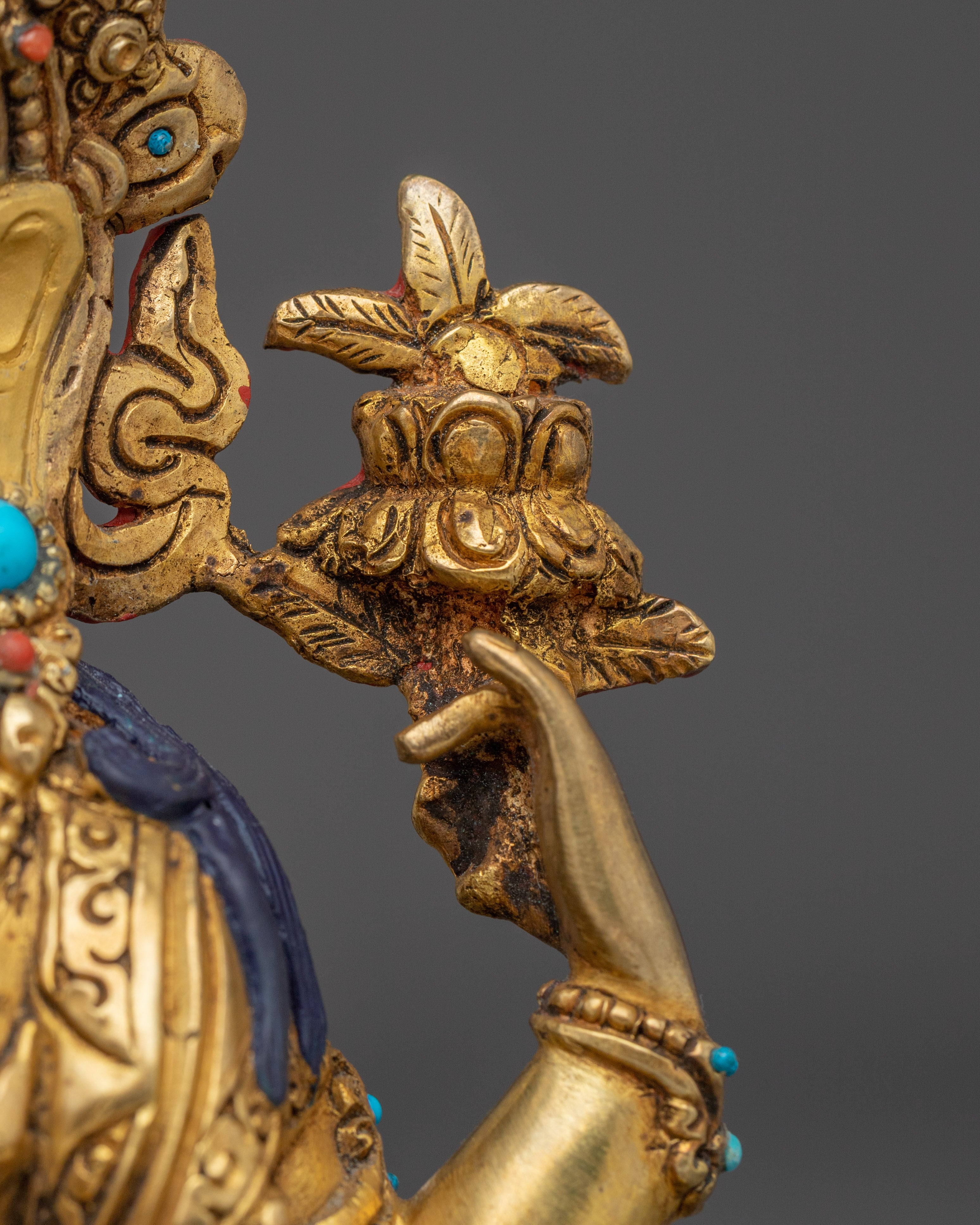 Avalokiteshvara Statue: The compassionate Bodhisattva