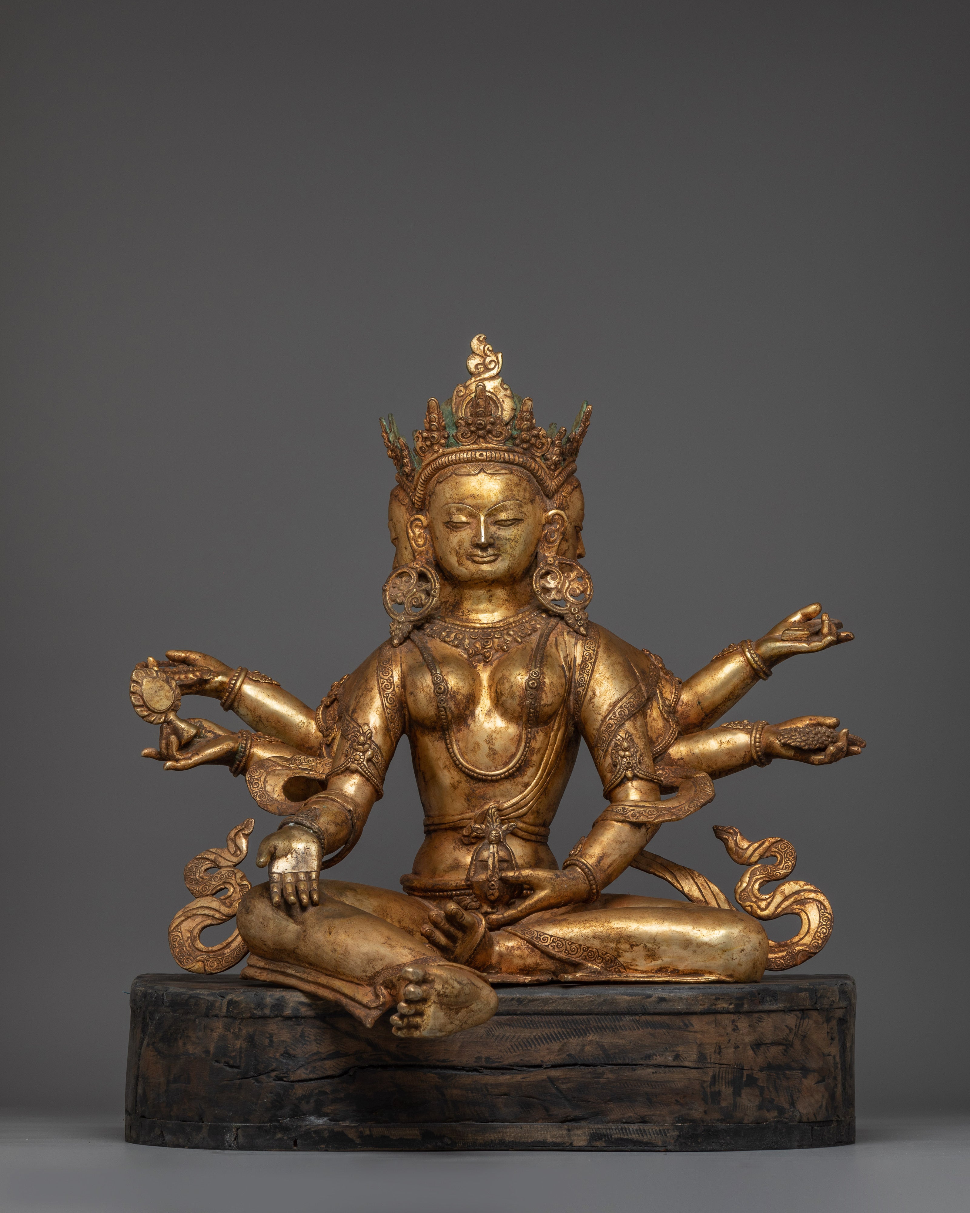 himalayan-vasudhara-statue