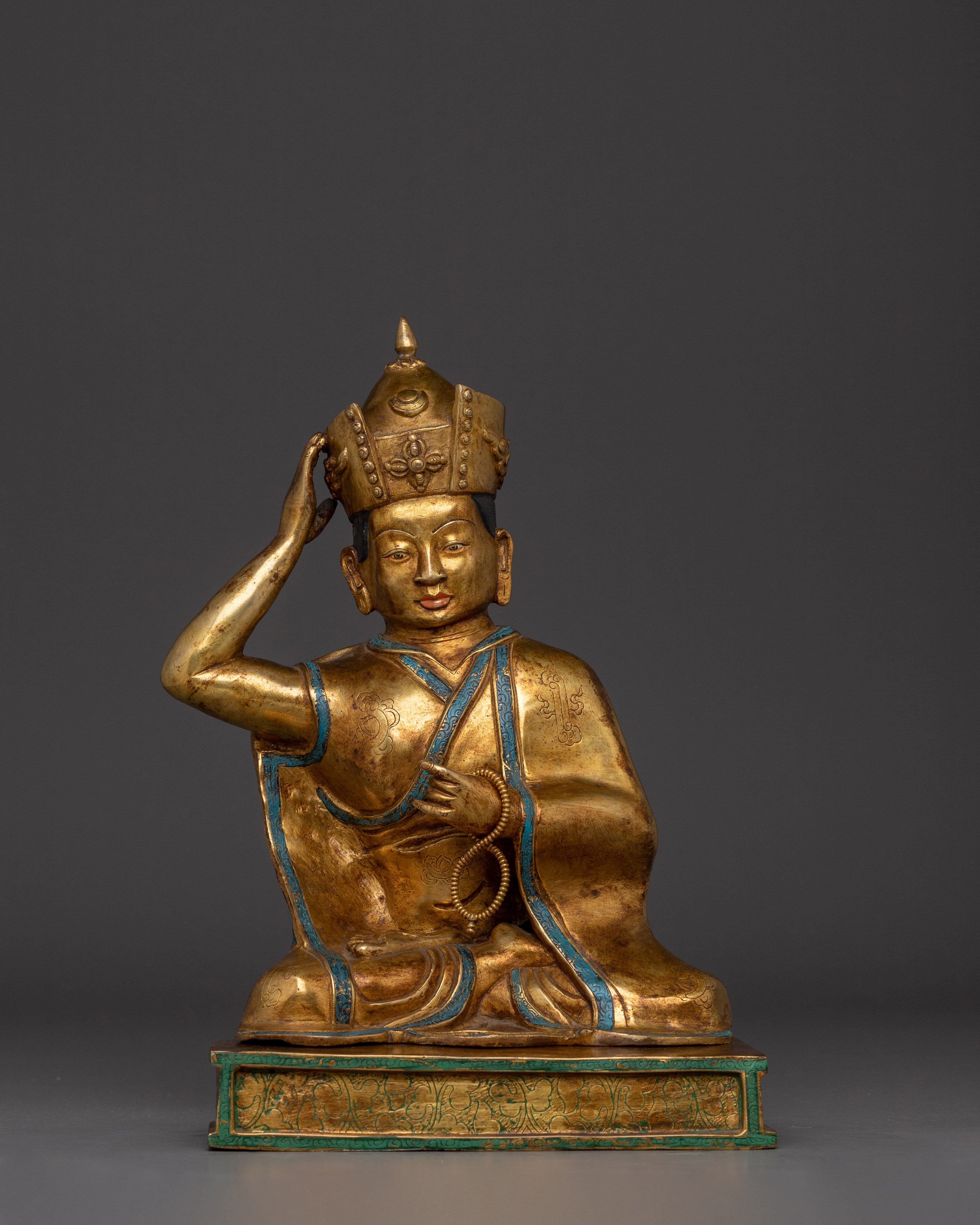 16th-gyalwa-karmapa-sculpture