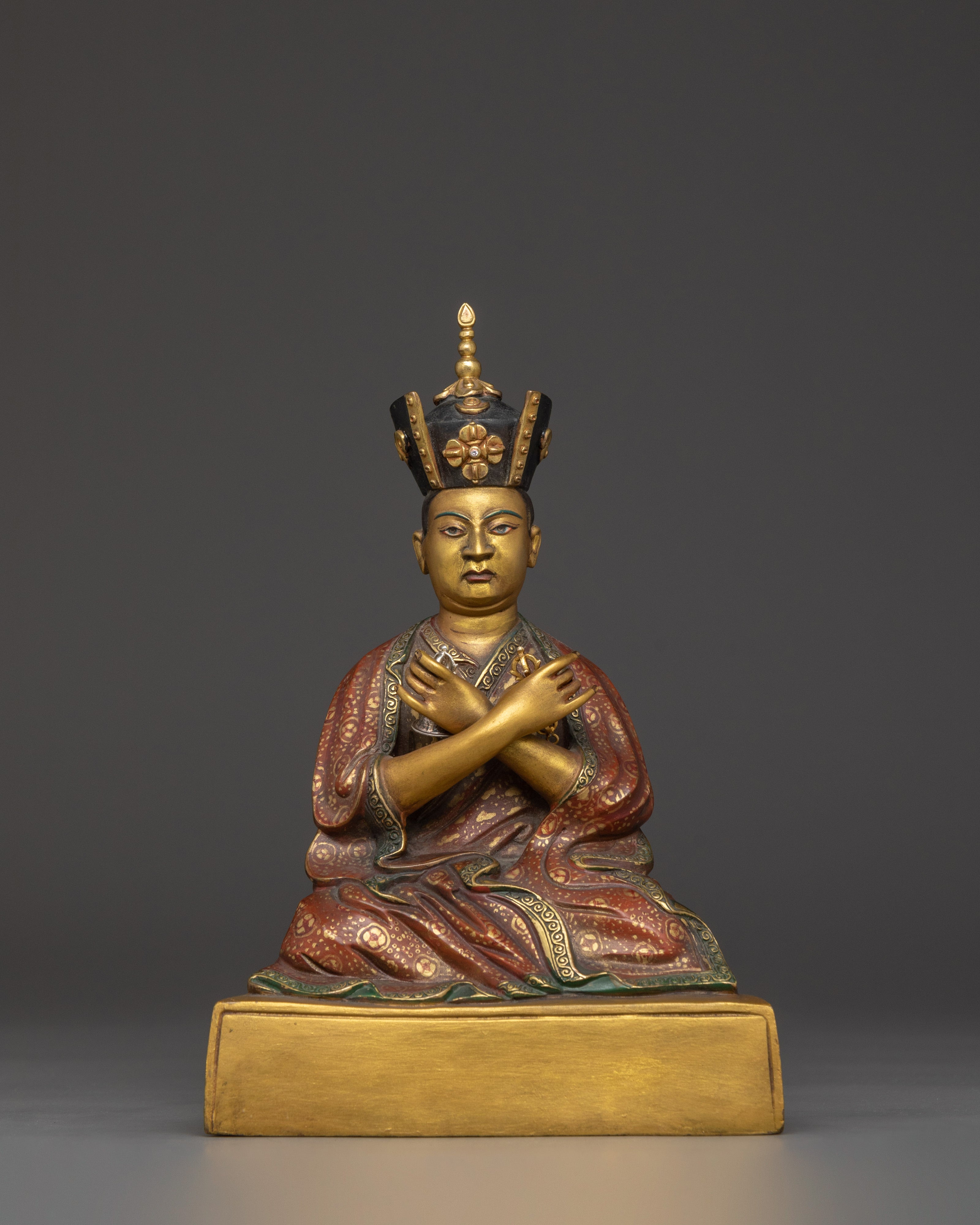 16th-karmapa-figurine