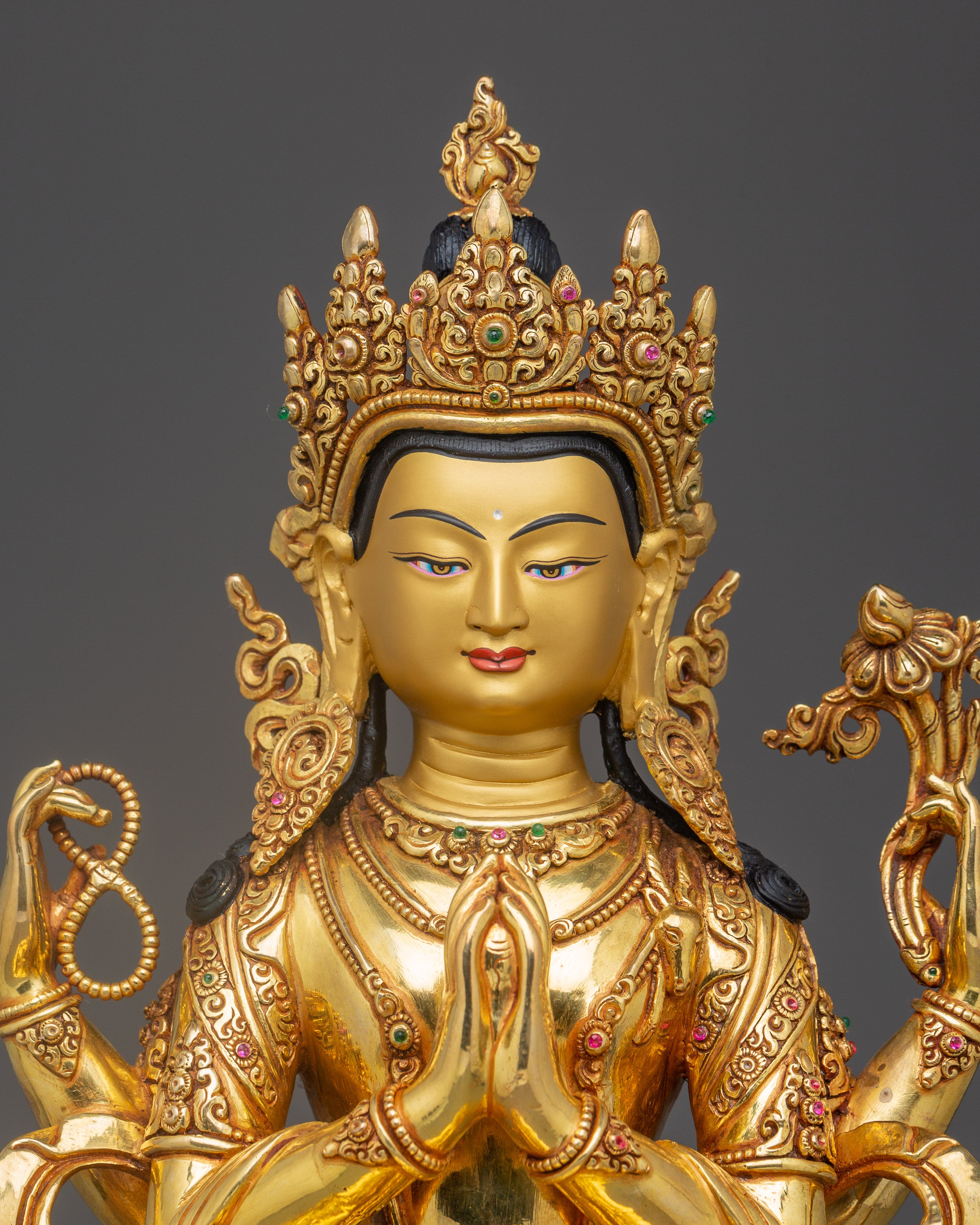 Chenrezig Statue: Himalayan Handmade Artwork