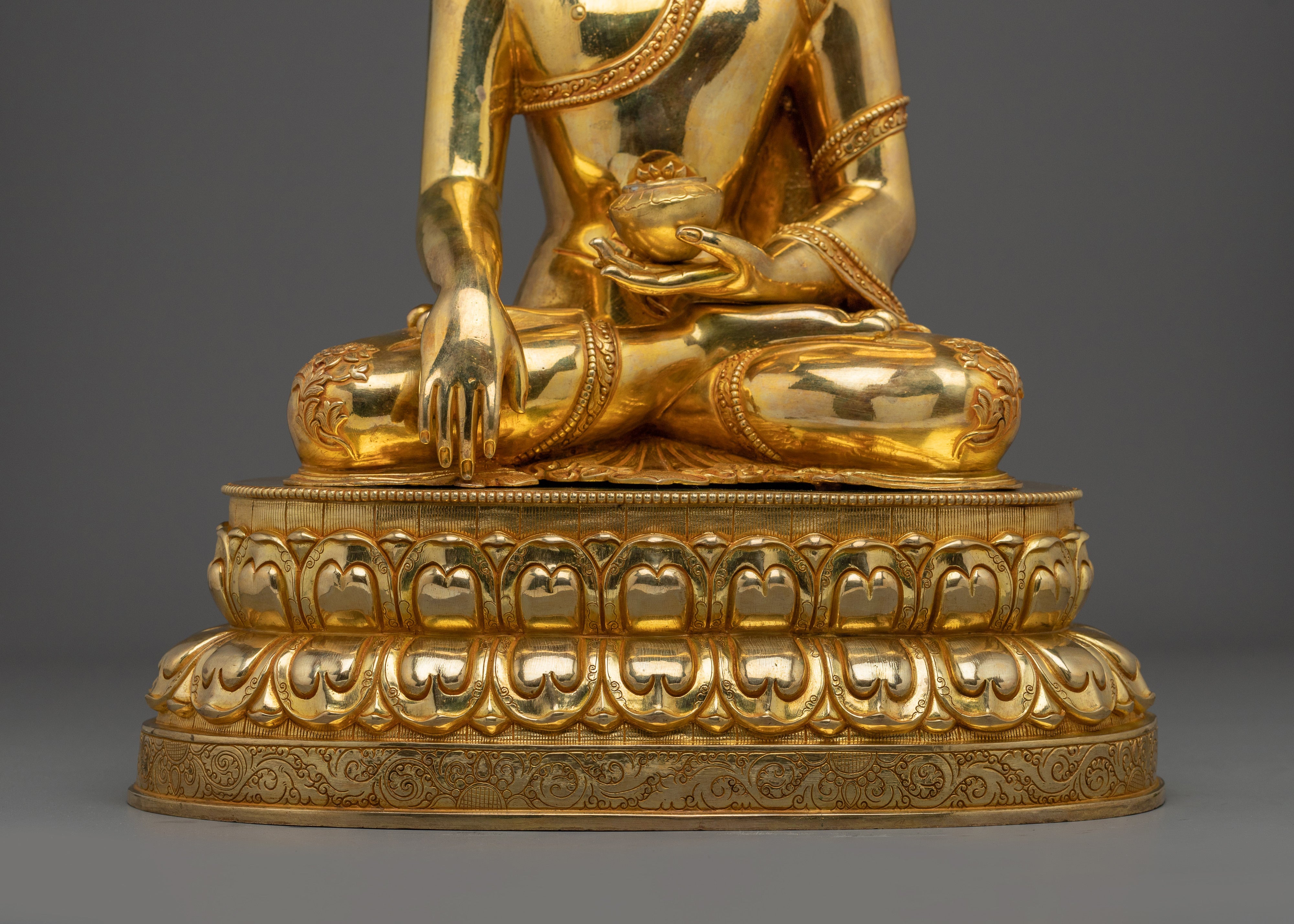 Shakyamuni Buddha, Teacher of Dharma | Nepali Gold Icon