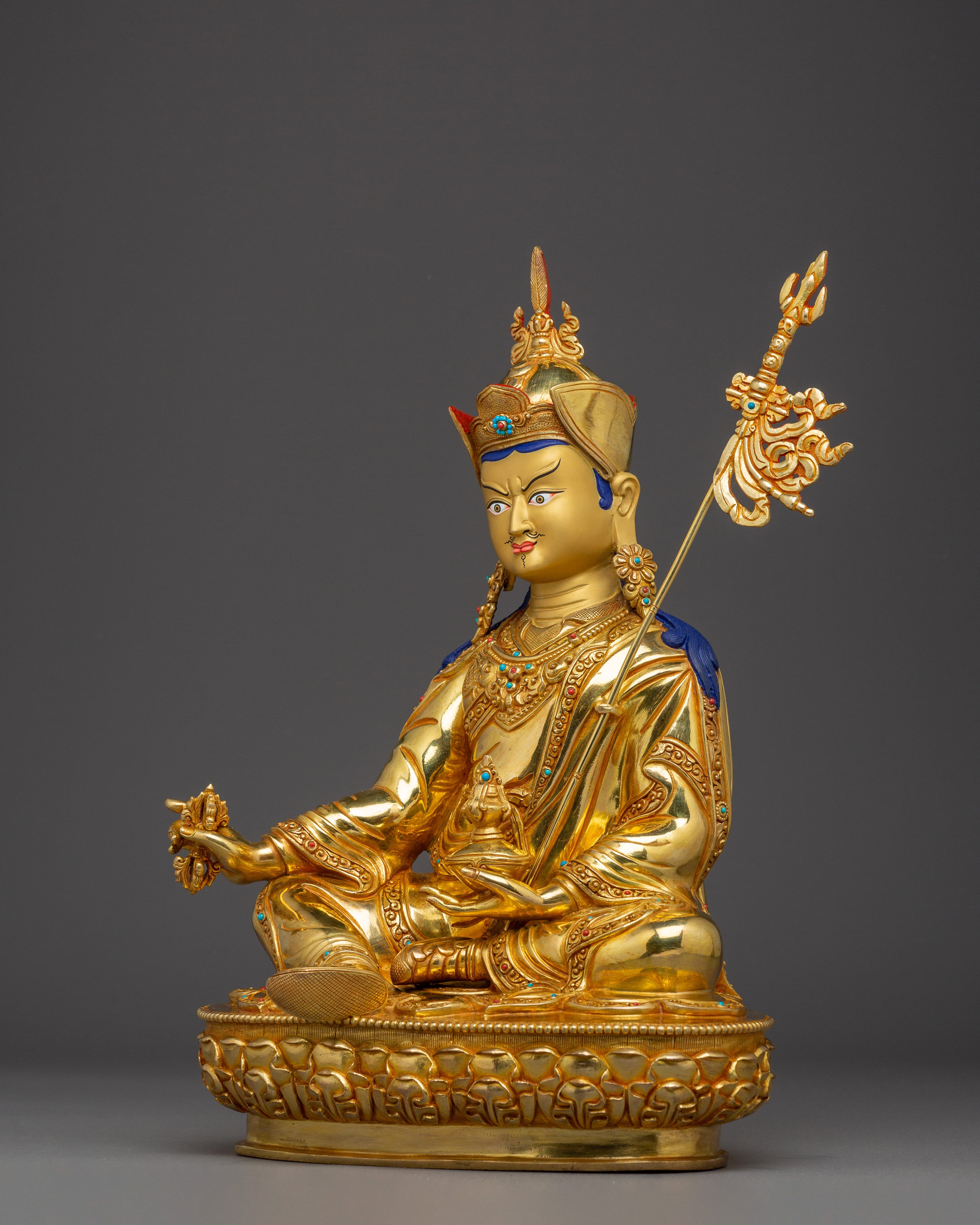 Guru Rinpoche Statue for Meditation and Spiritual Practice | Copper Sculpture