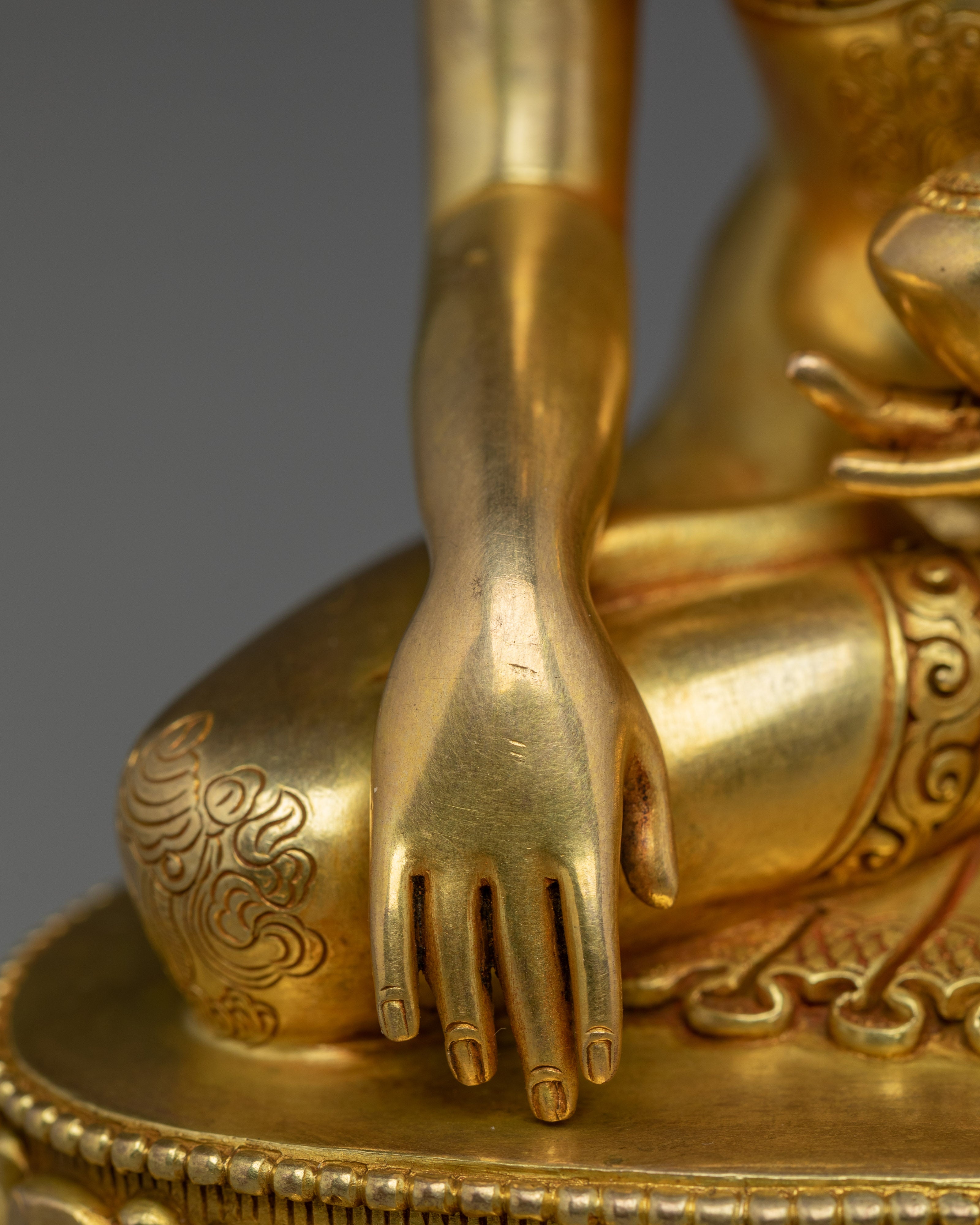 Shakyamuni Buddha, Inner Peace Symbol | Himalayan Art