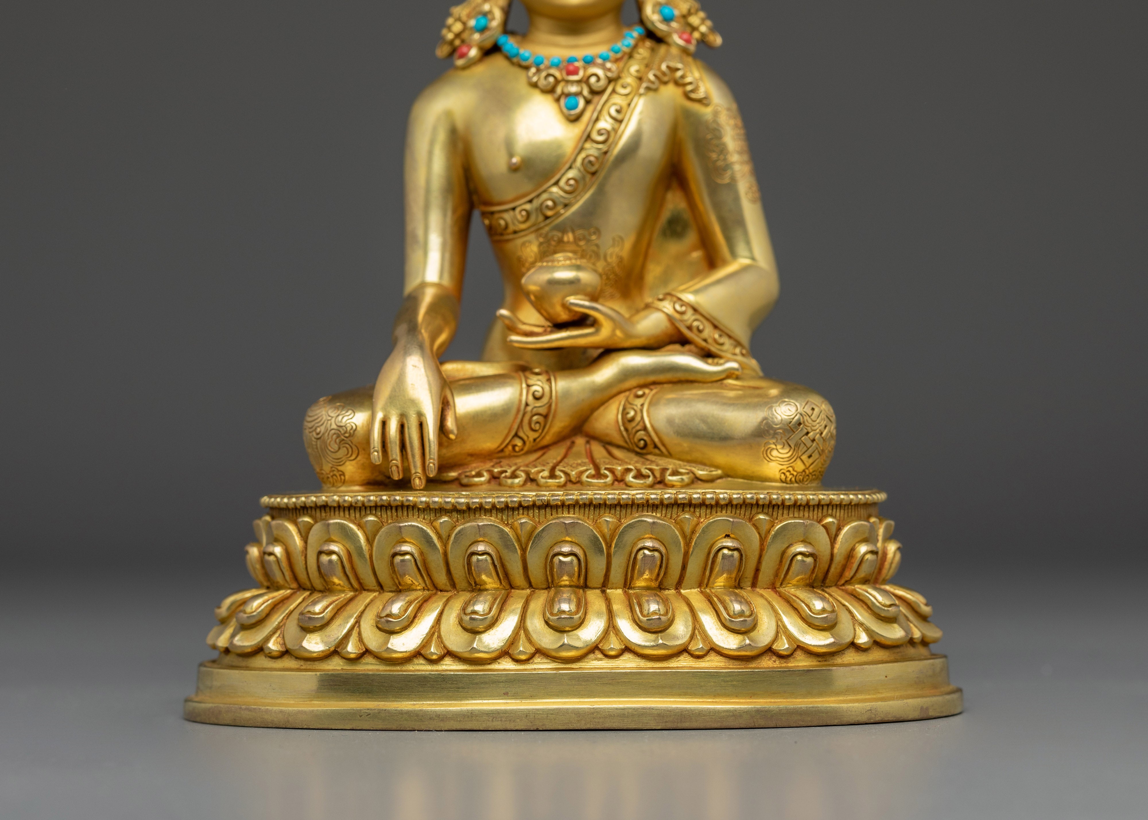 Shakyamuni Buddha, Inner Peace Symbol | Himalayan Art