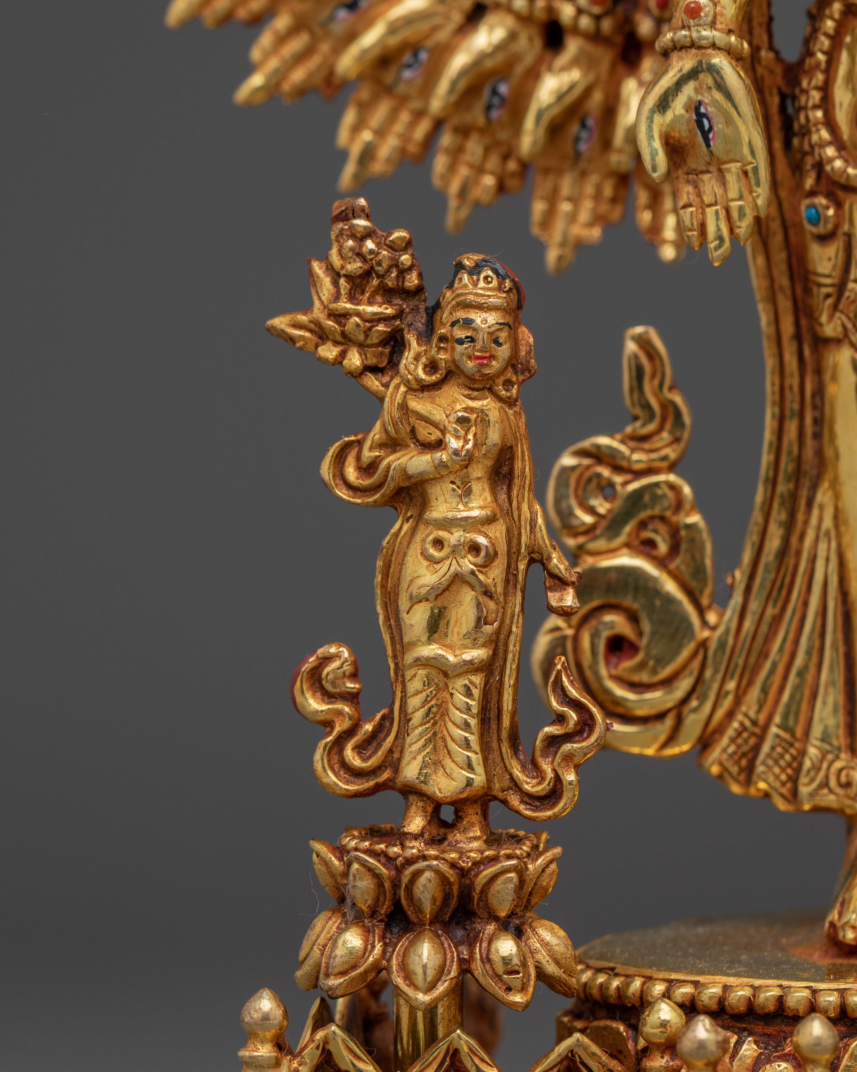 1000 Armed Chenrezig Statue: Compassionate Bodhisattva