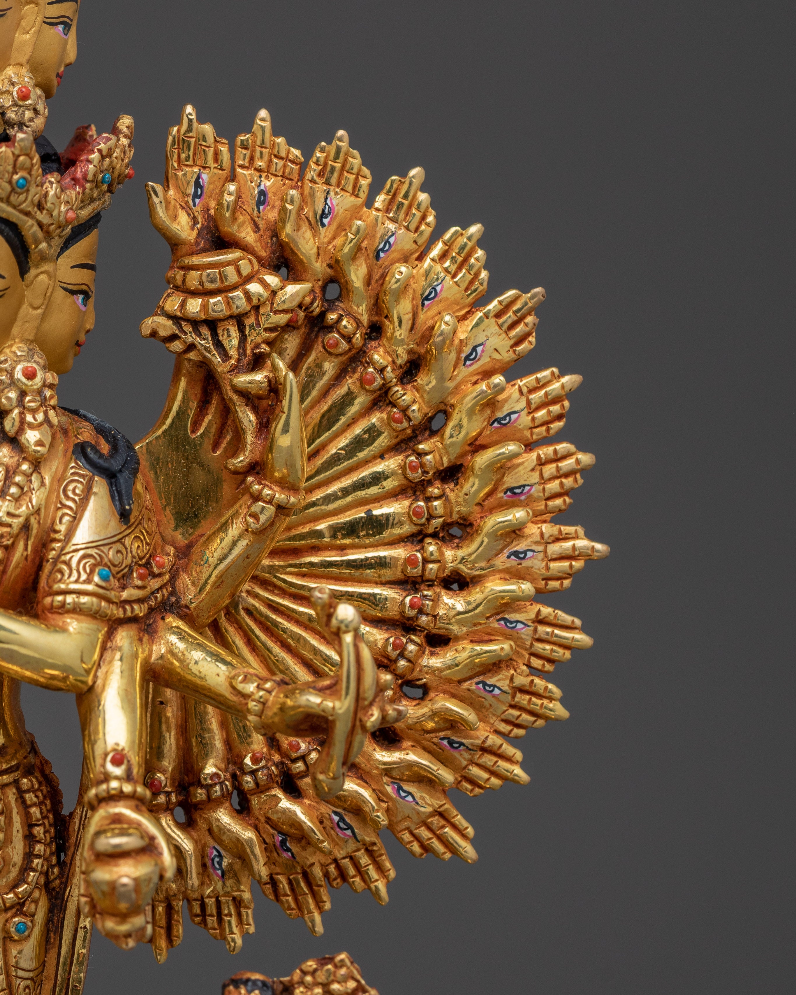 1000 Armed Chenrezig Statue: Compassionate Bodhisattva